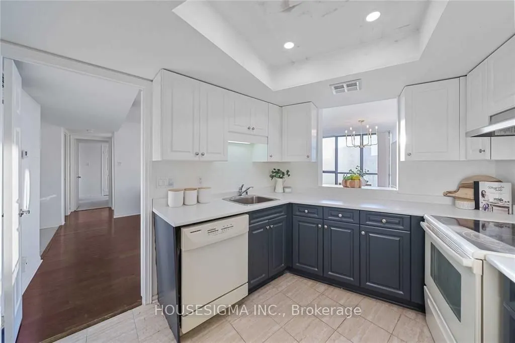 1230 Marlborough Court, #1105