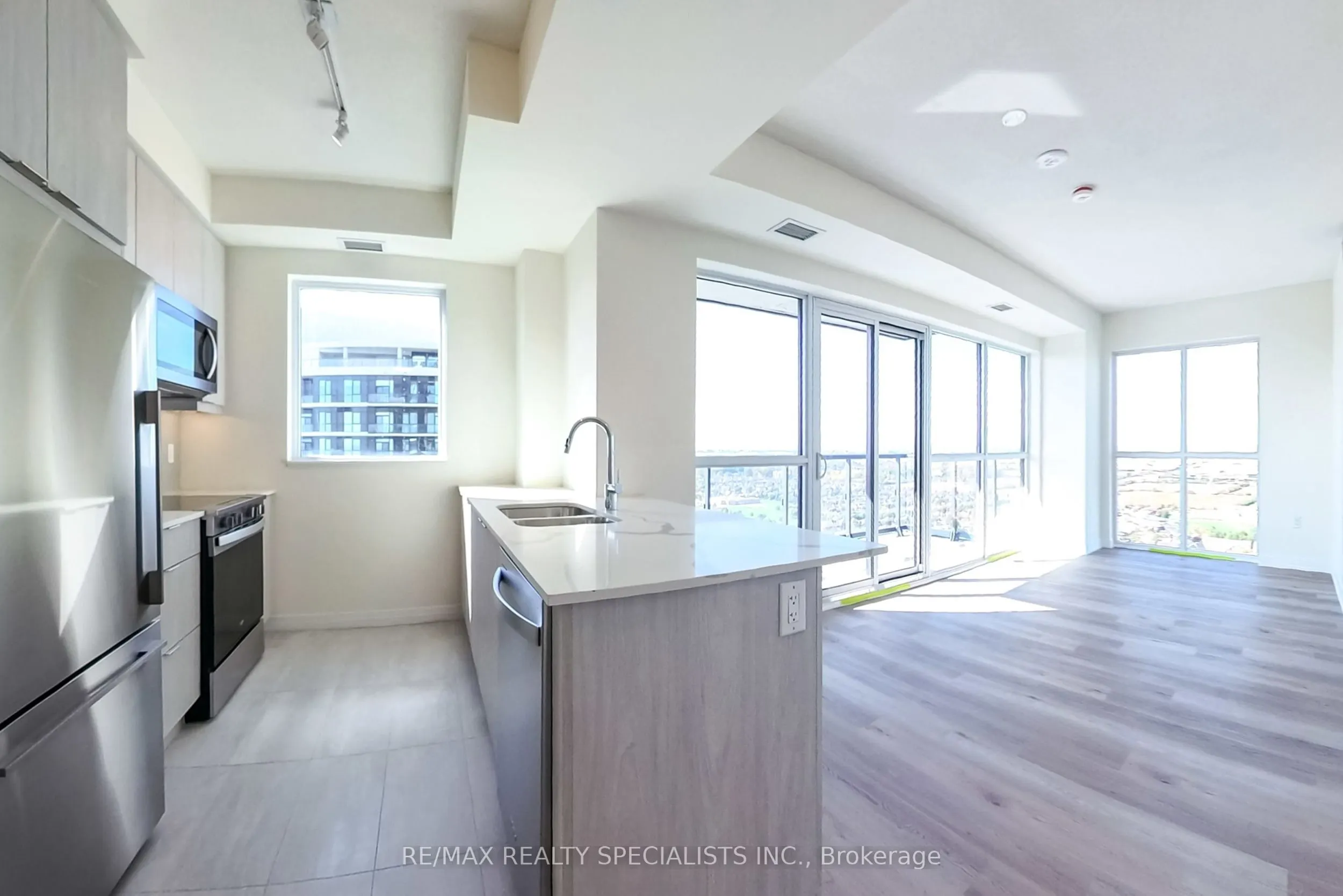15 Watergarden Drive, #3206