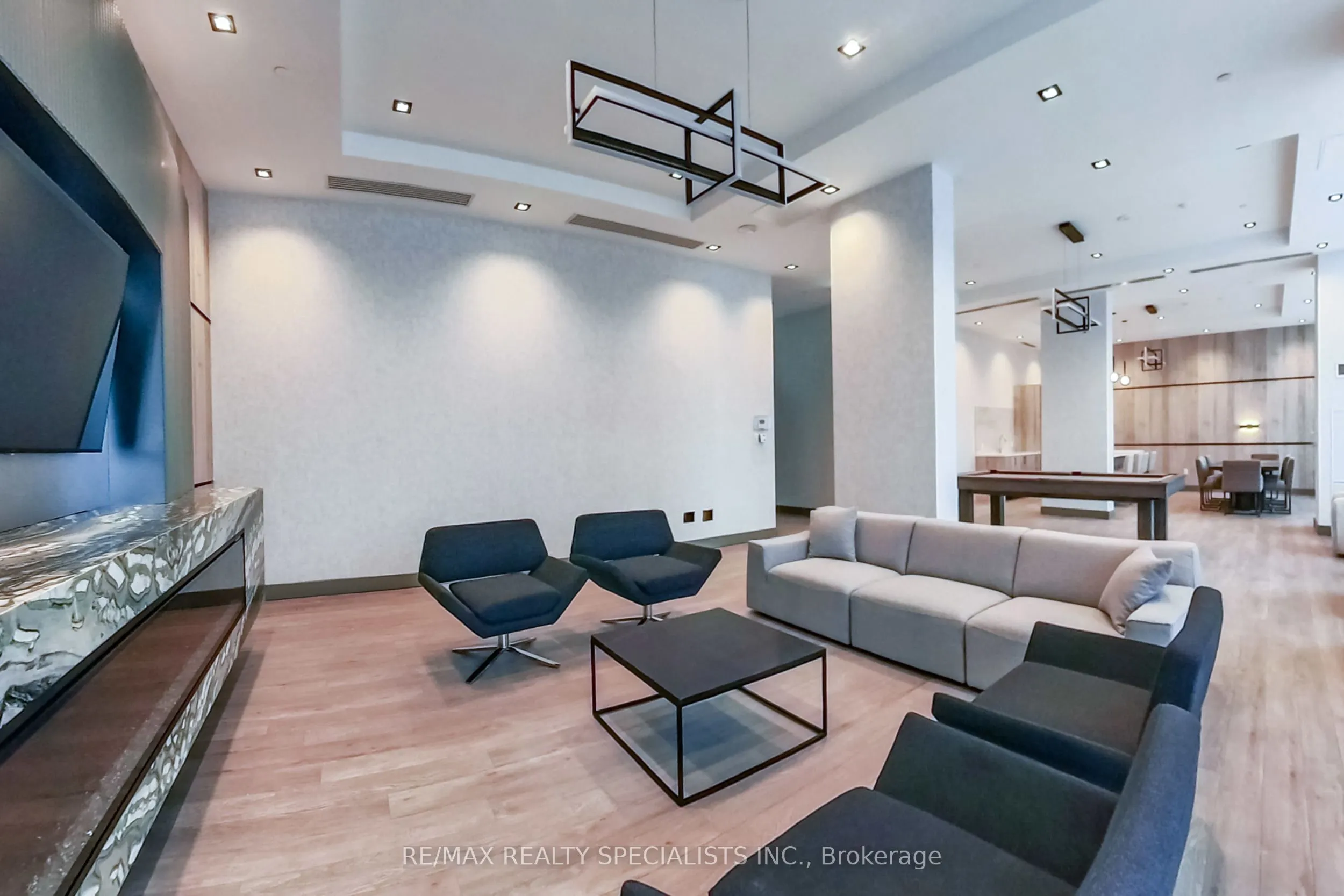 15 Watergarden Drive, #3206