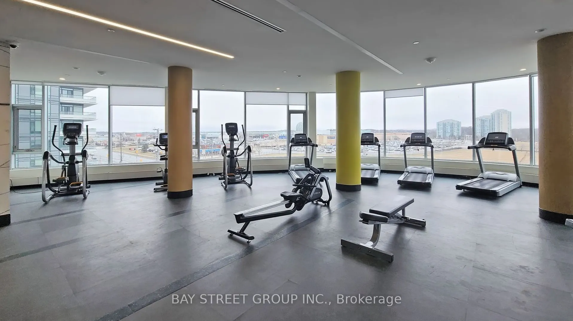 2530 Eglinton Avenue W, #116