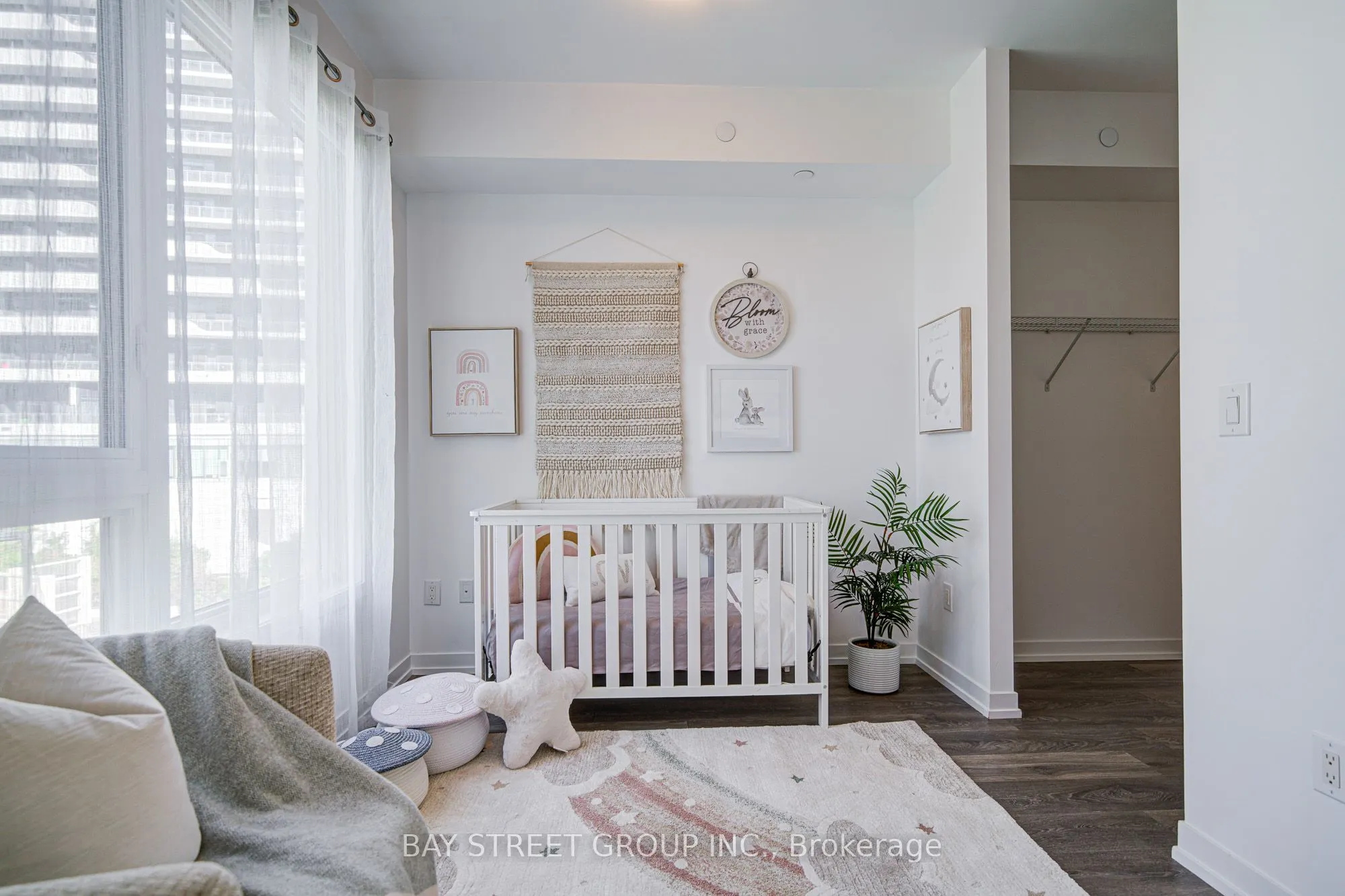 2530 Eglinton Avenue W, #116