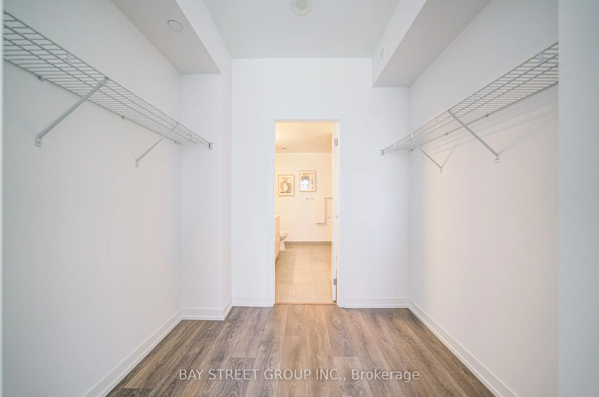2530 Eglinton Avenue W, #116