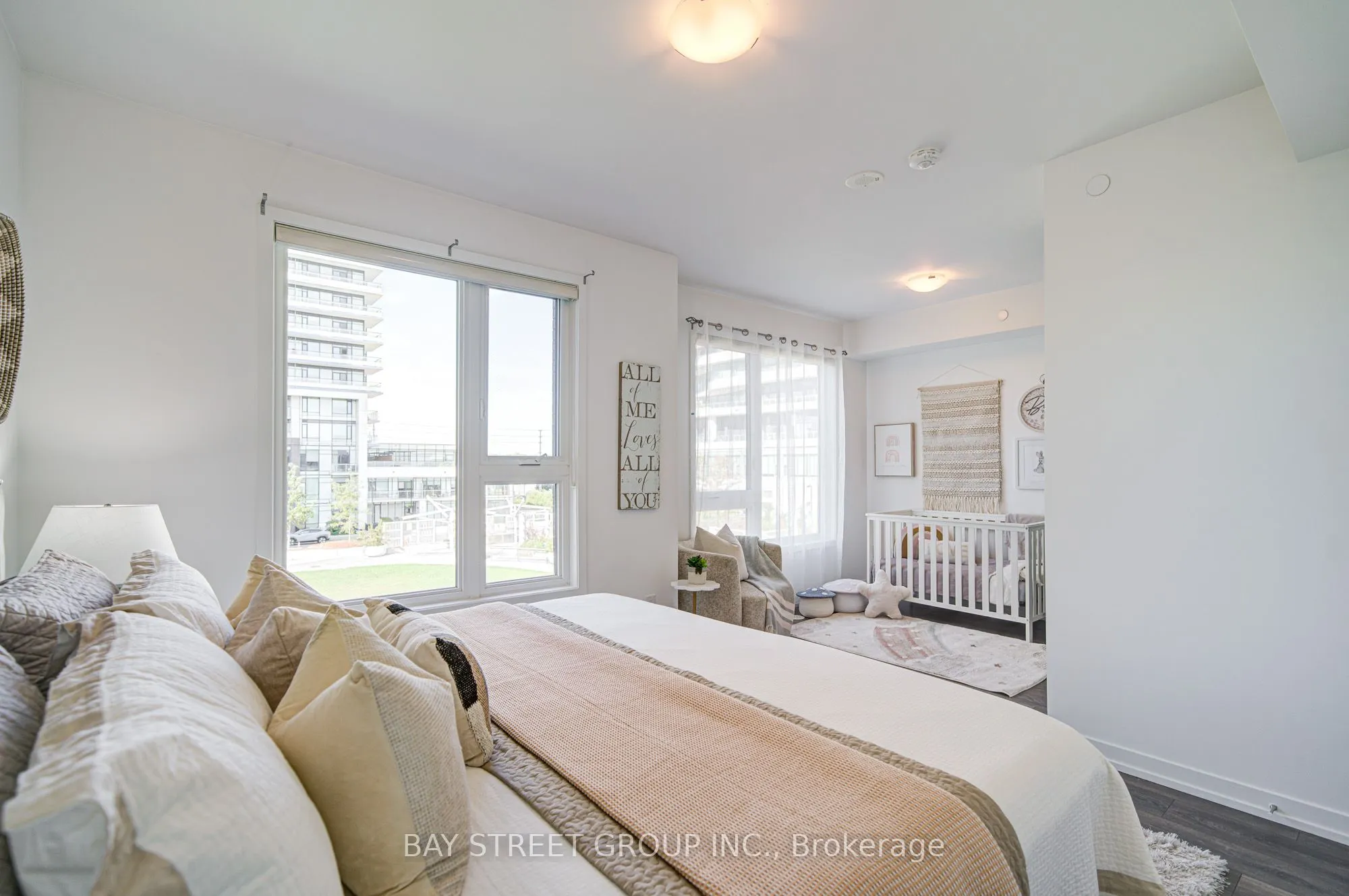 2530 Eglinton Avenue W, #116