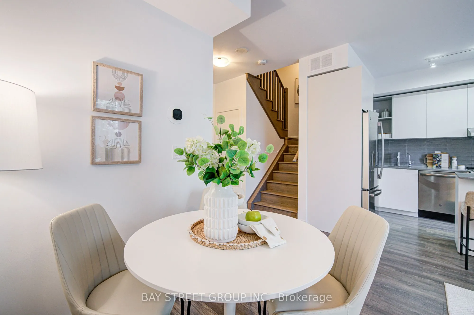 2530 Eglinton Avenue W, #116