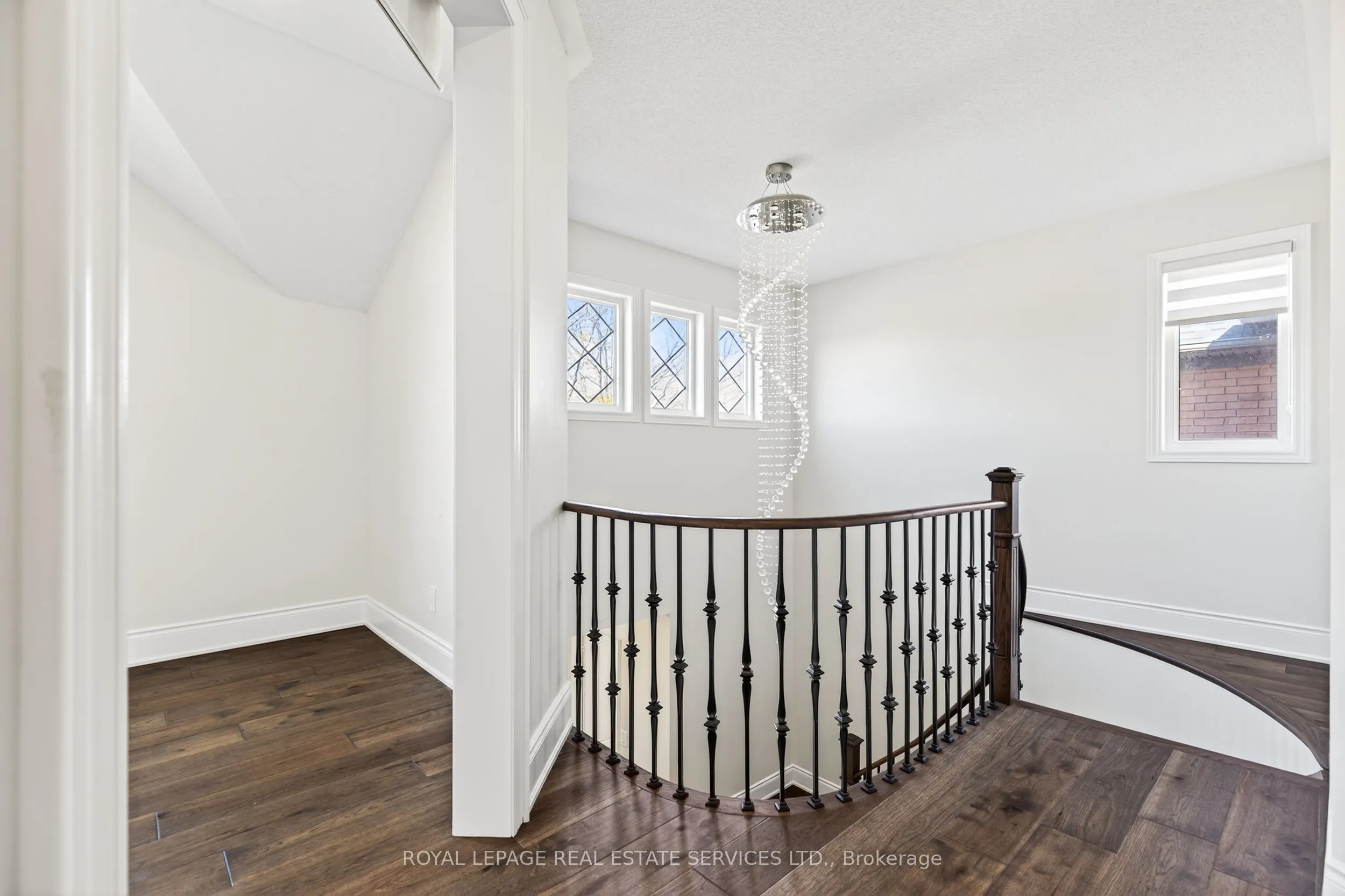 2240 PINE GLEN Road