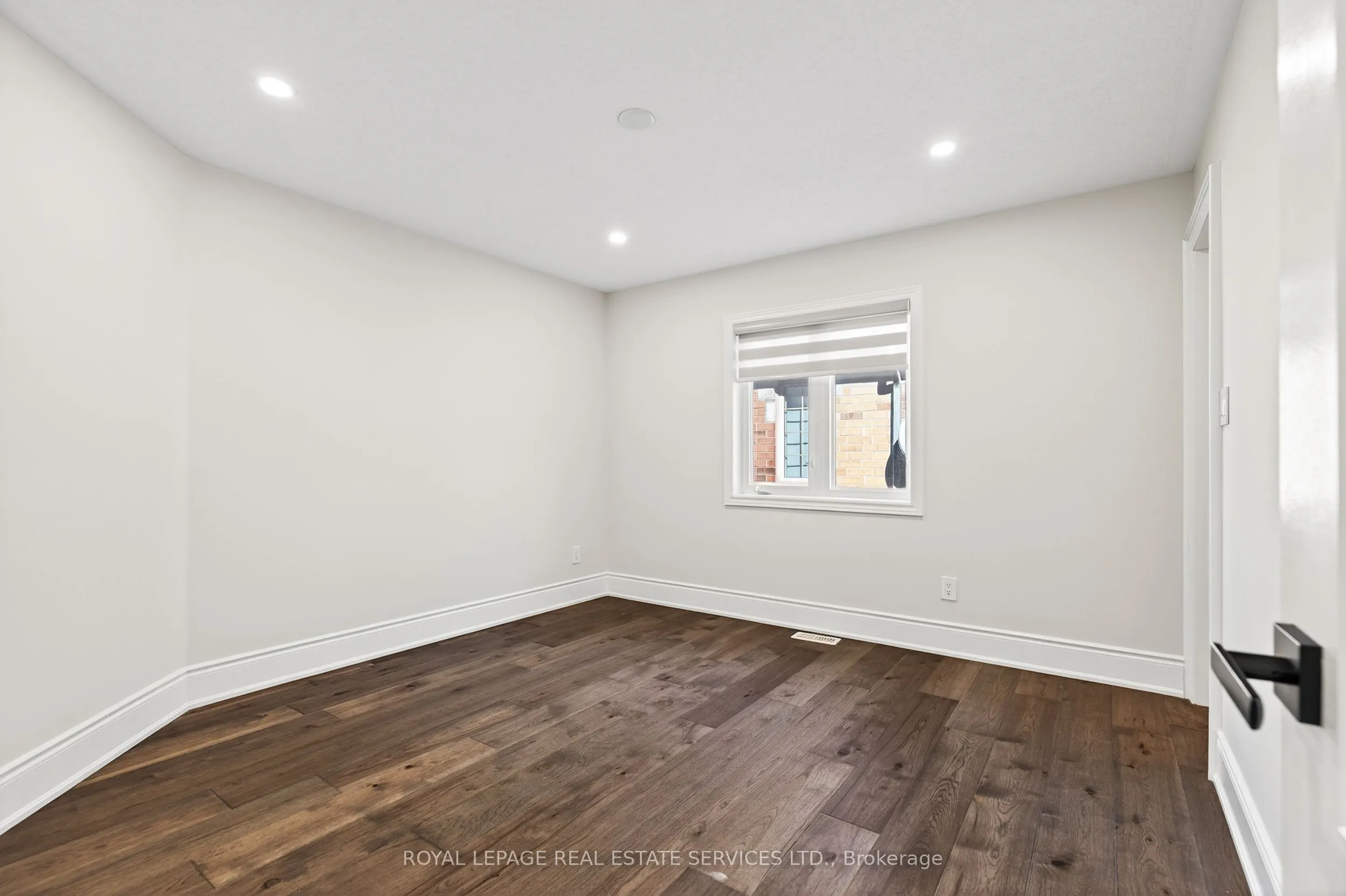 2240 PINE GLEN Road