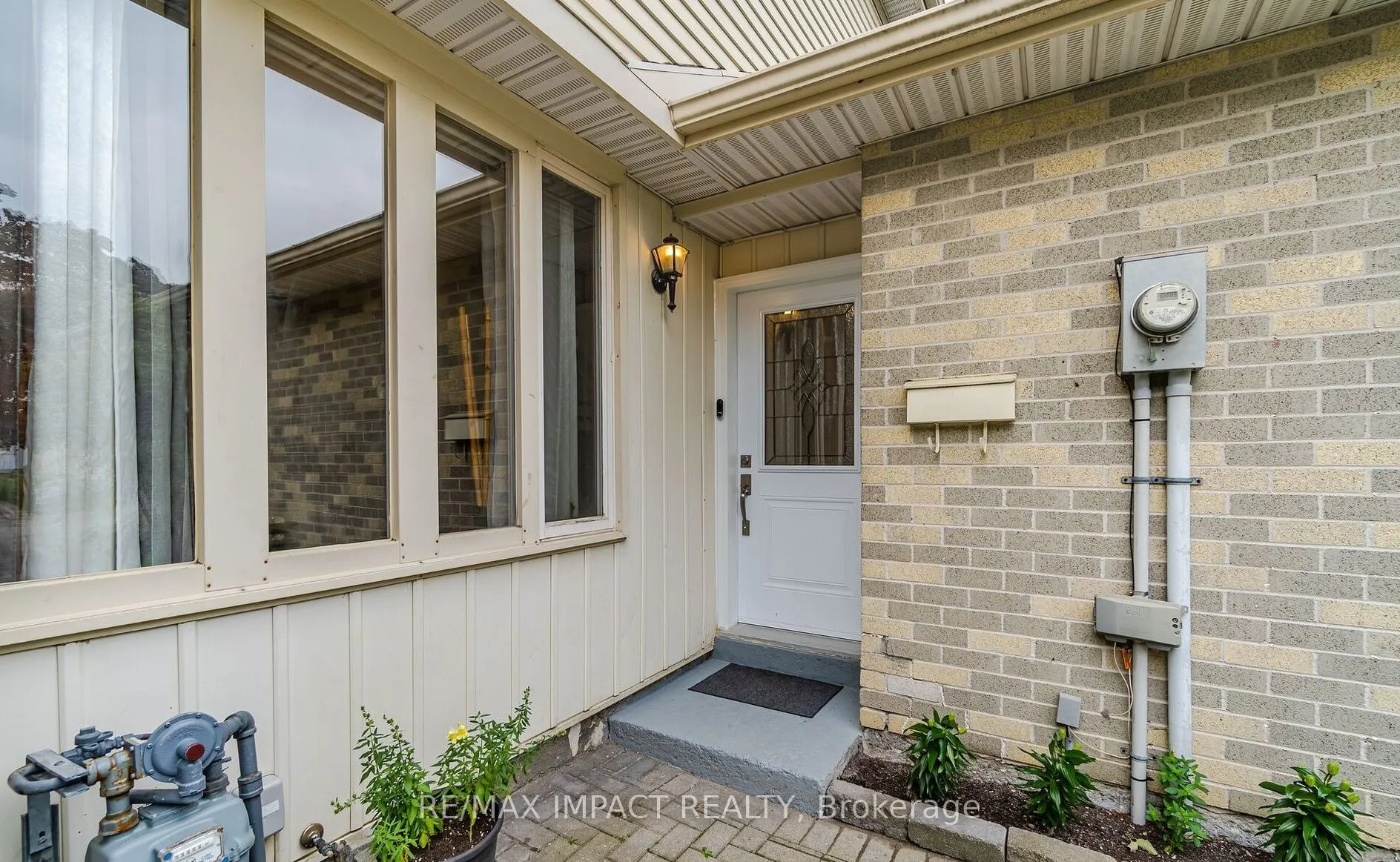 39 Courtleigh Square