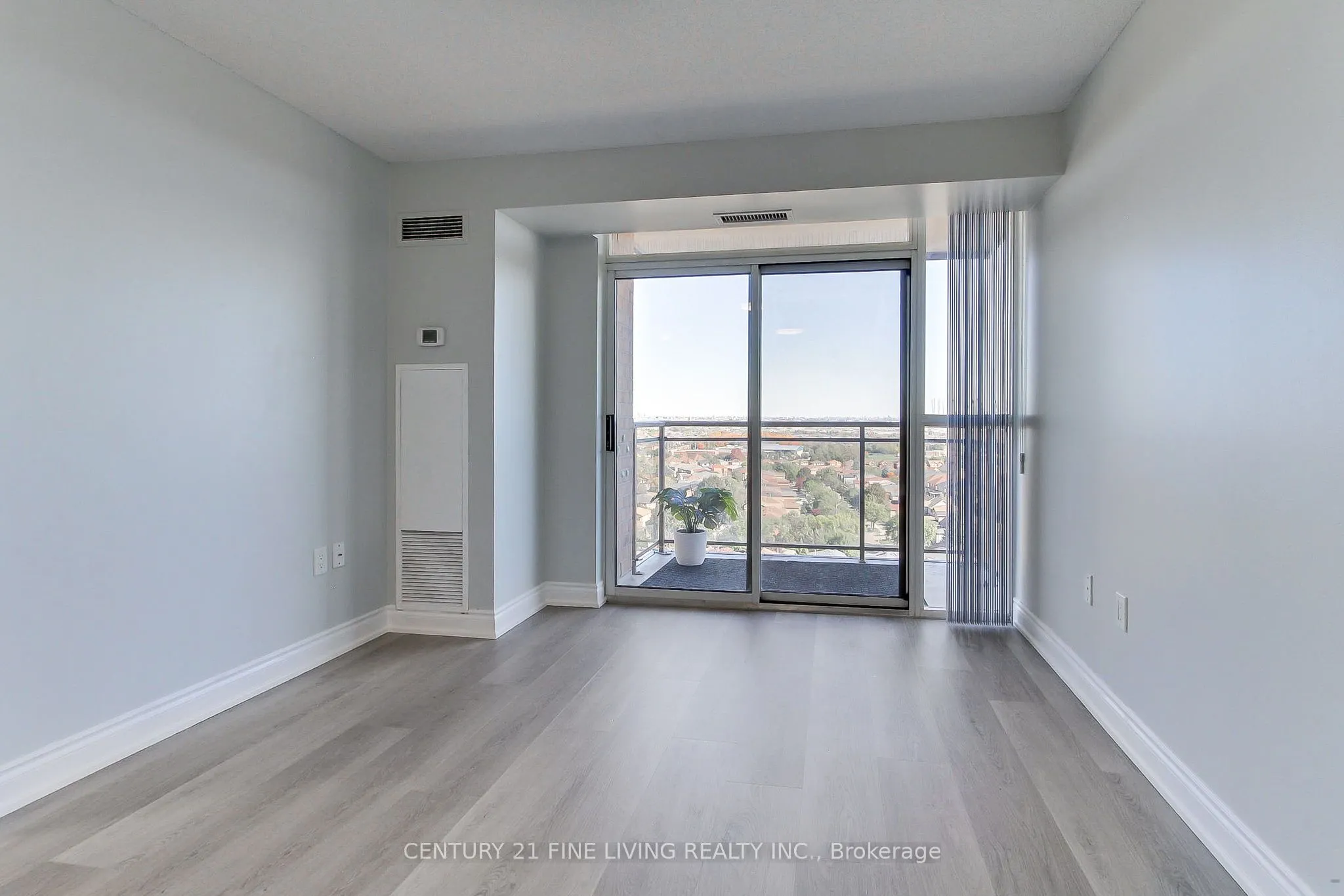55 Strathaven Drive, #1415