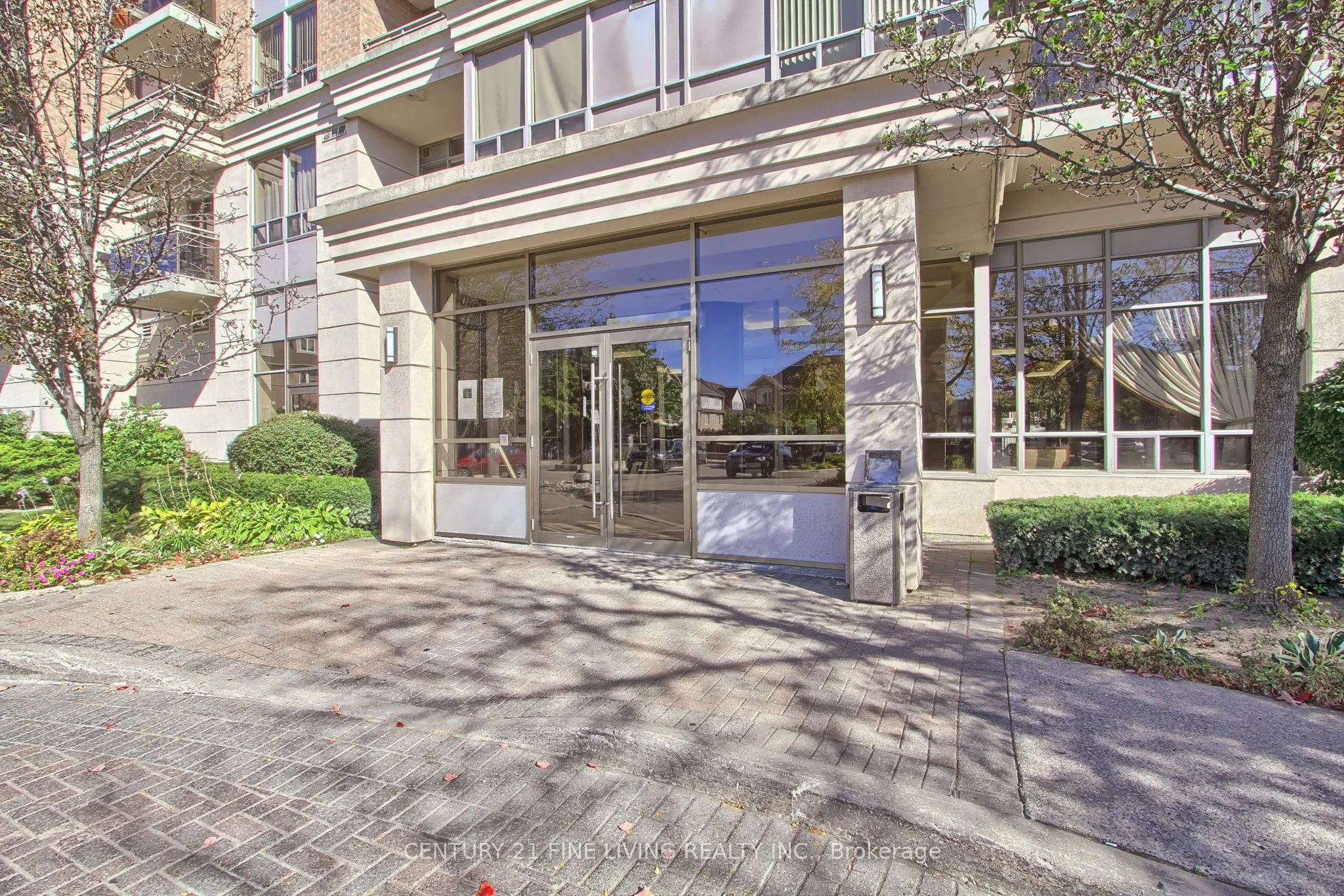 55 Strathaven Drive, #1415