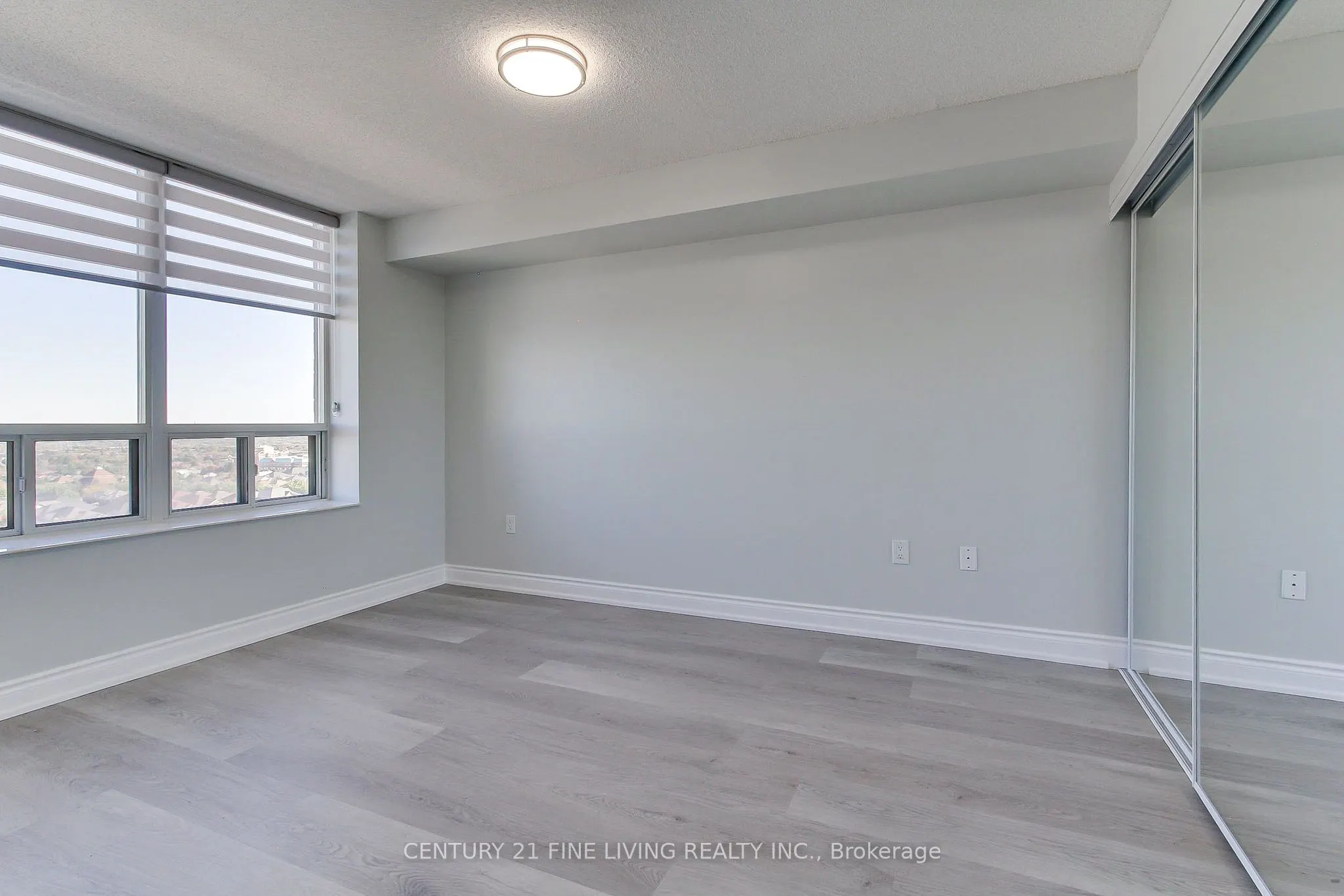 55 Strathaven Drive, #1415