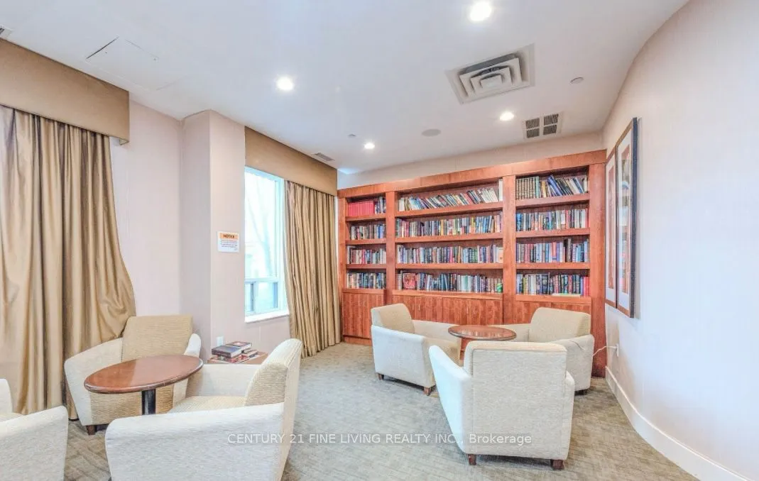 55 Strathaven Drive, #1415