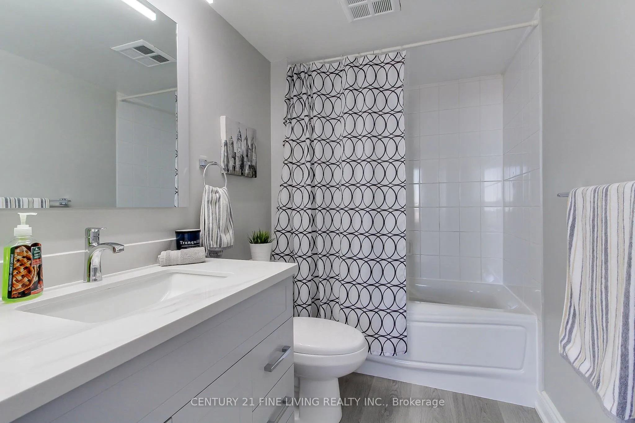 55 Strathaven Drive, #1415