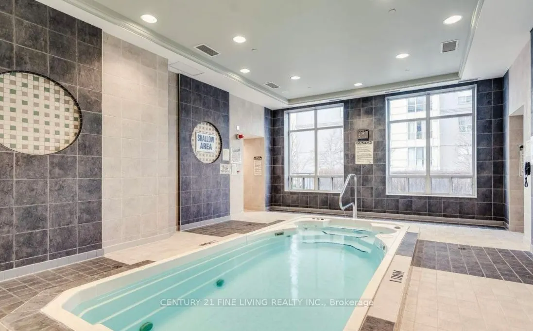 55 Strathaven Drive, #1415