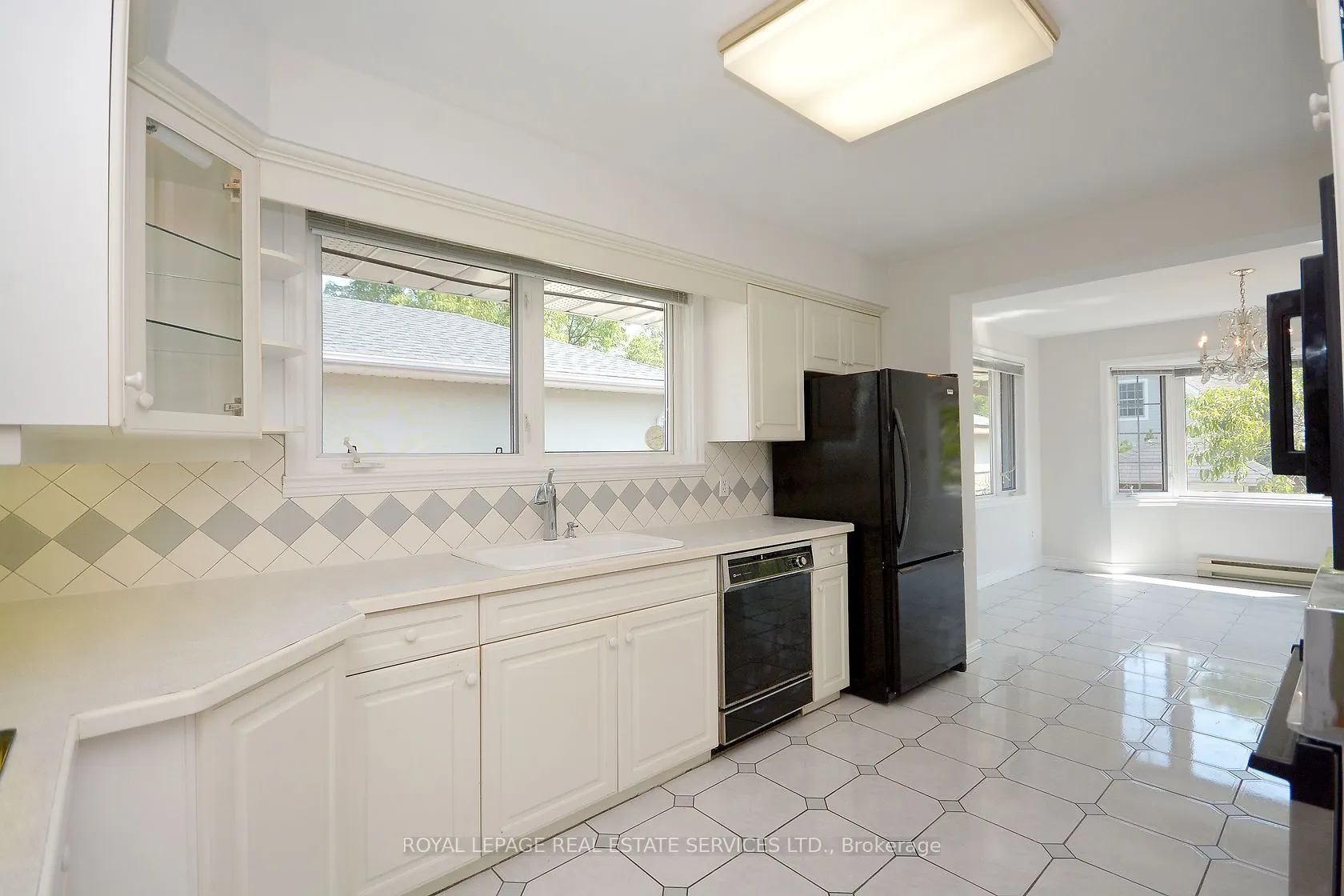 1144 Sarta Road, #Upper
