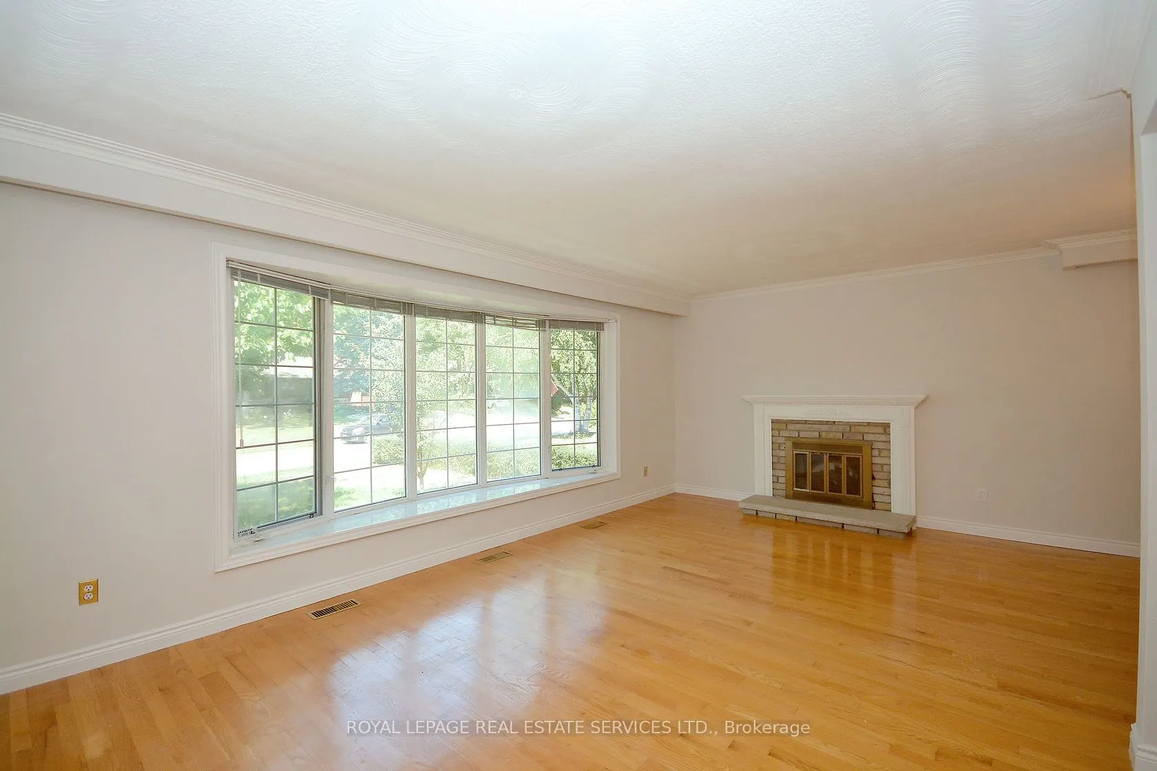 1144 Sarta Road, #Upper