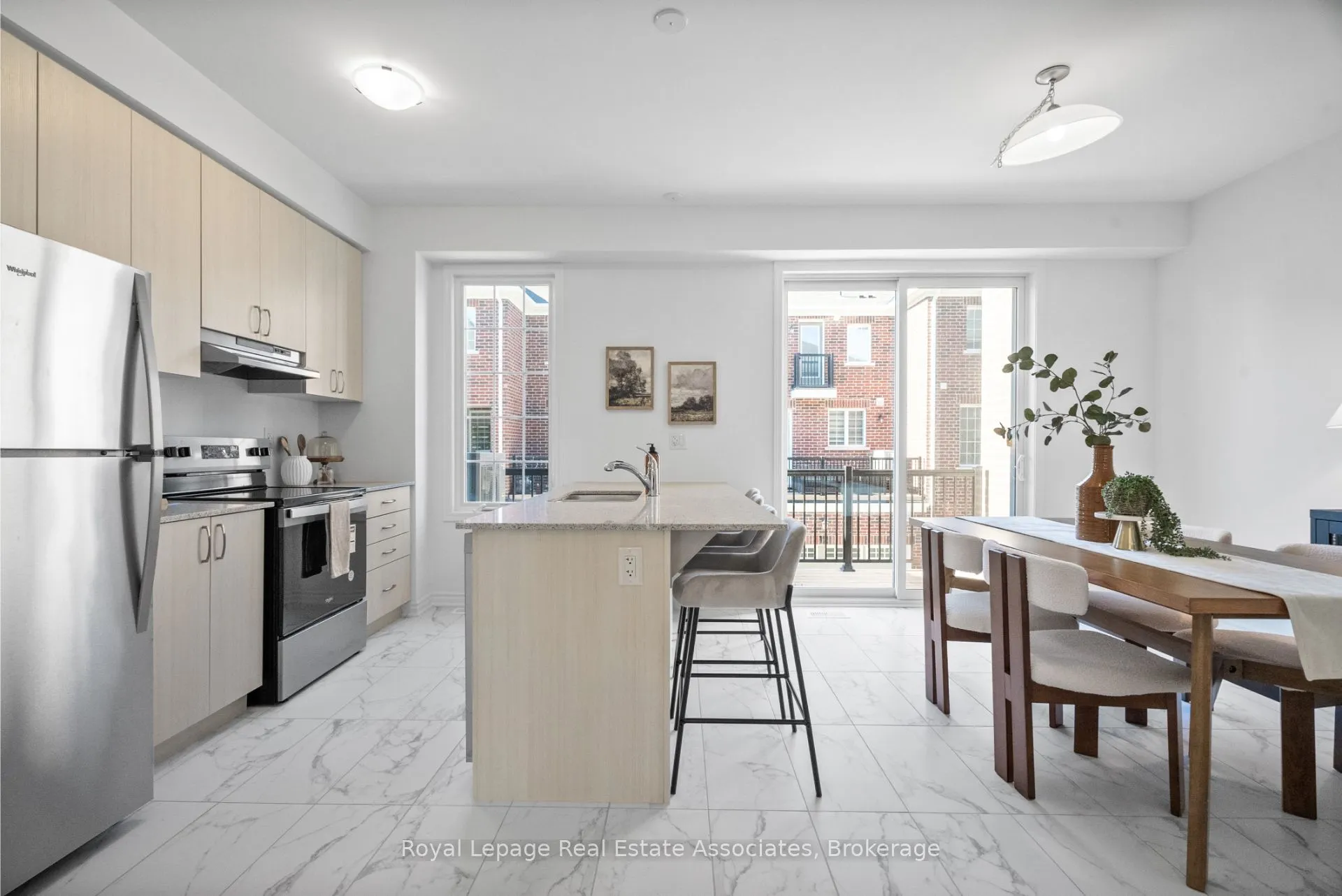 11 Cullingtree Place