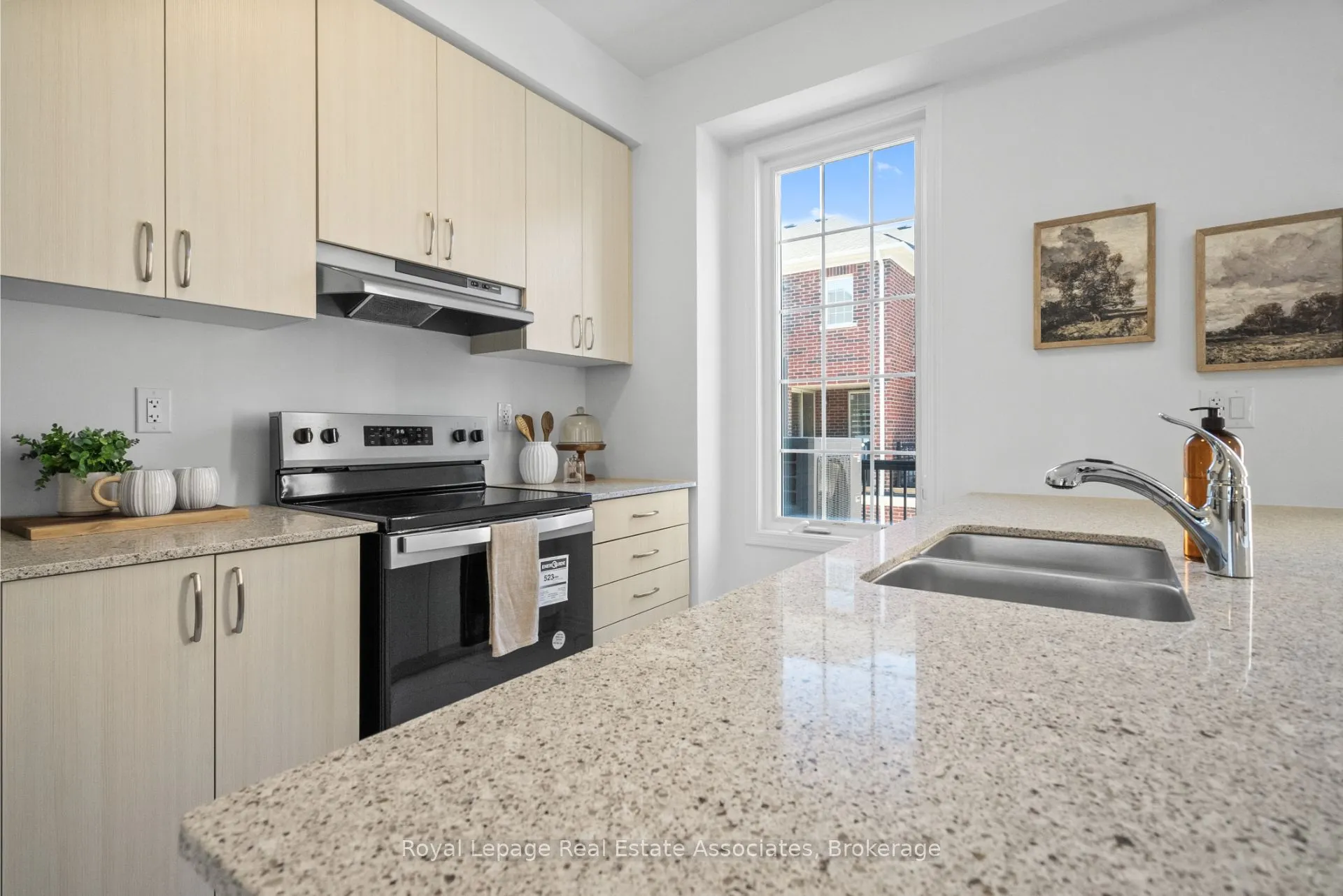 11 Cullingtree Place