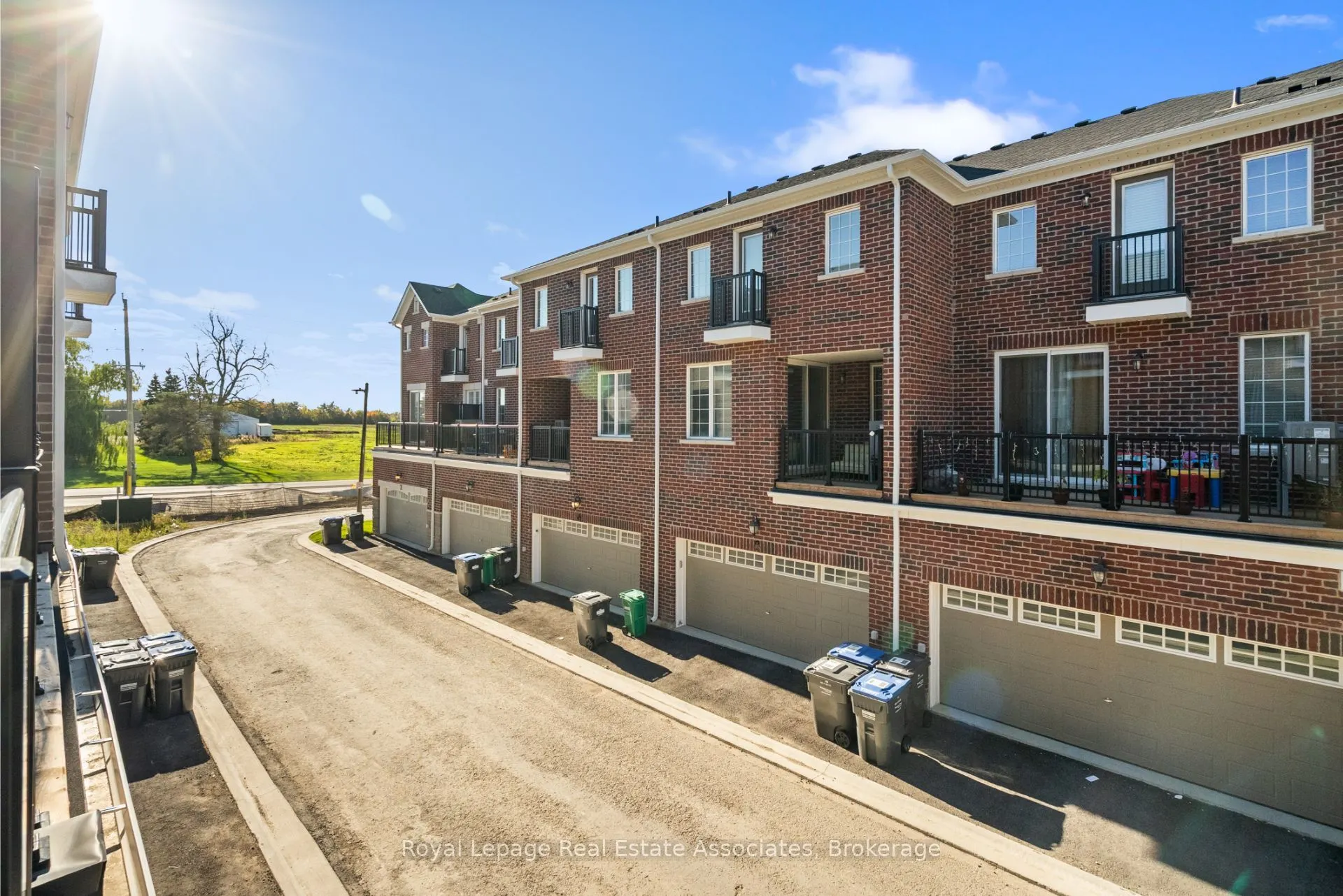 11 Cullingtree Place