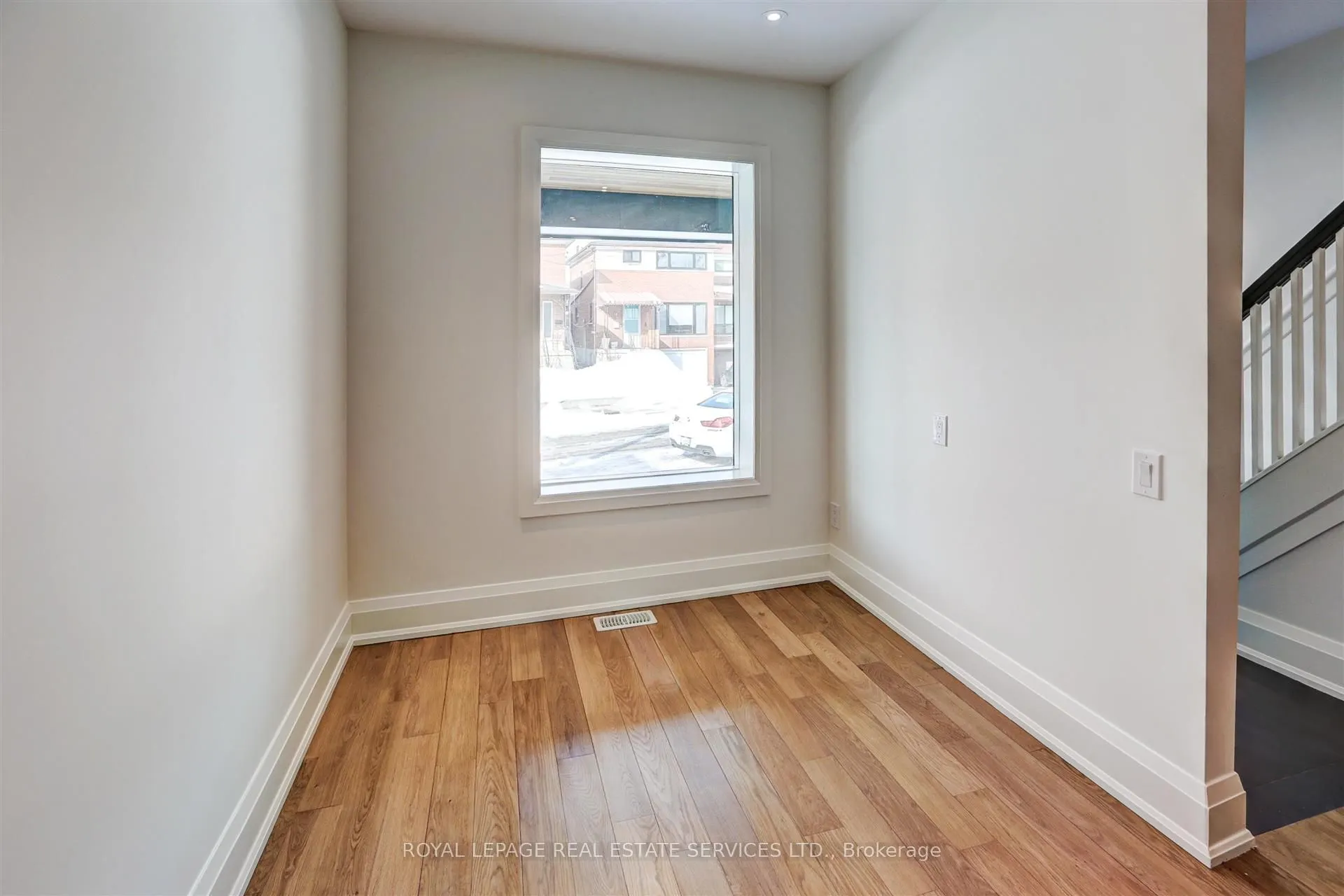 25 Boler Street, #front/main