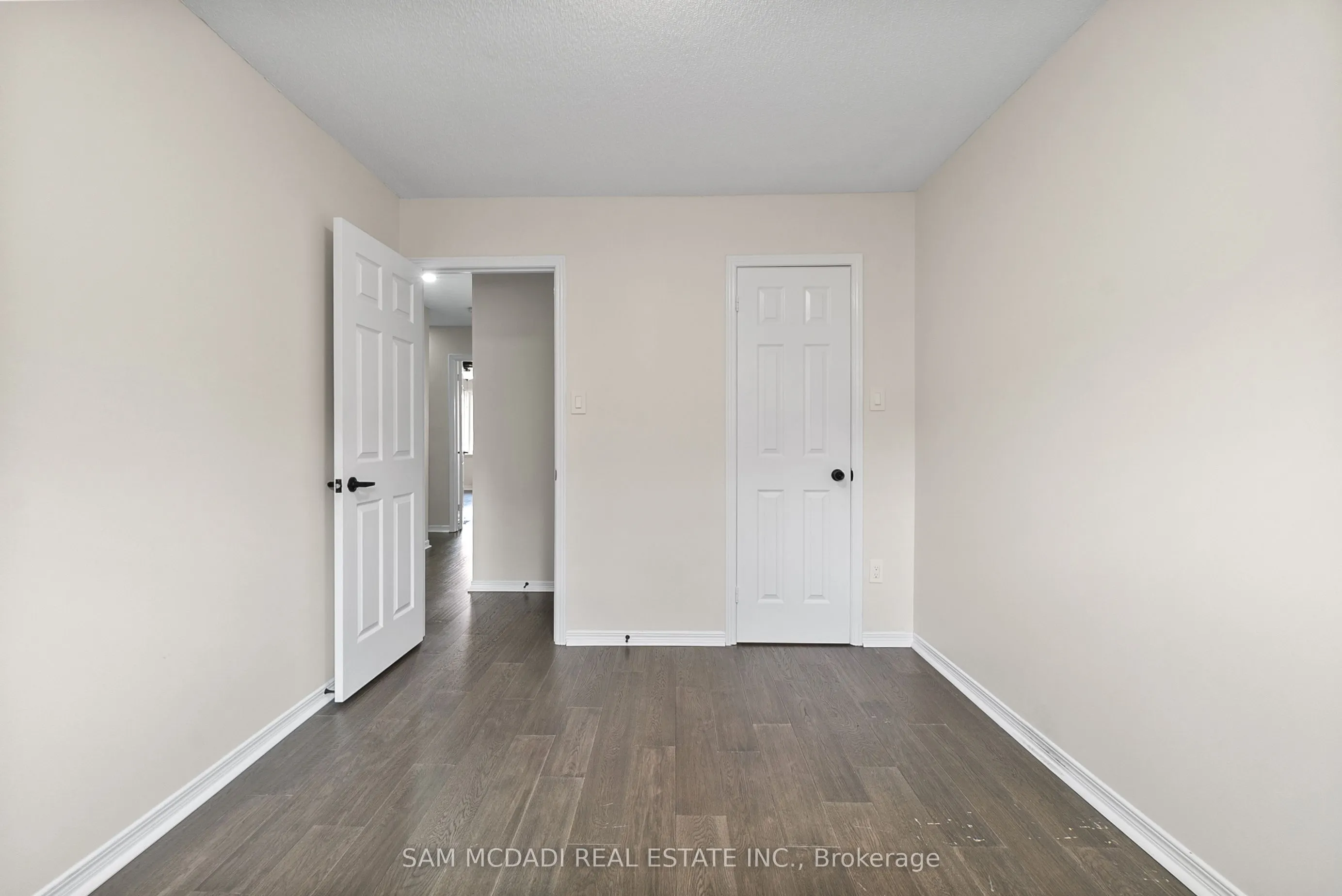 2006 Glenada Crescent, #27
