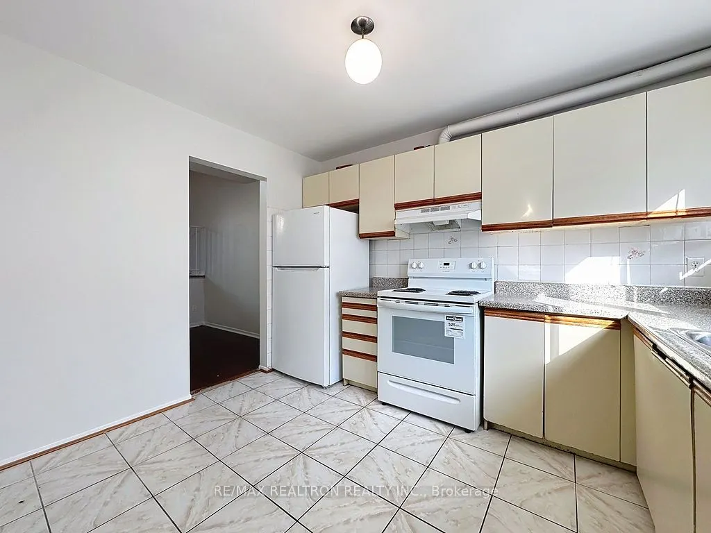 368 Driftwood Avenue, #9