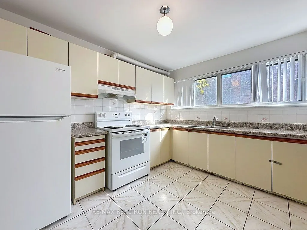368 Driftwood Avenue, #9