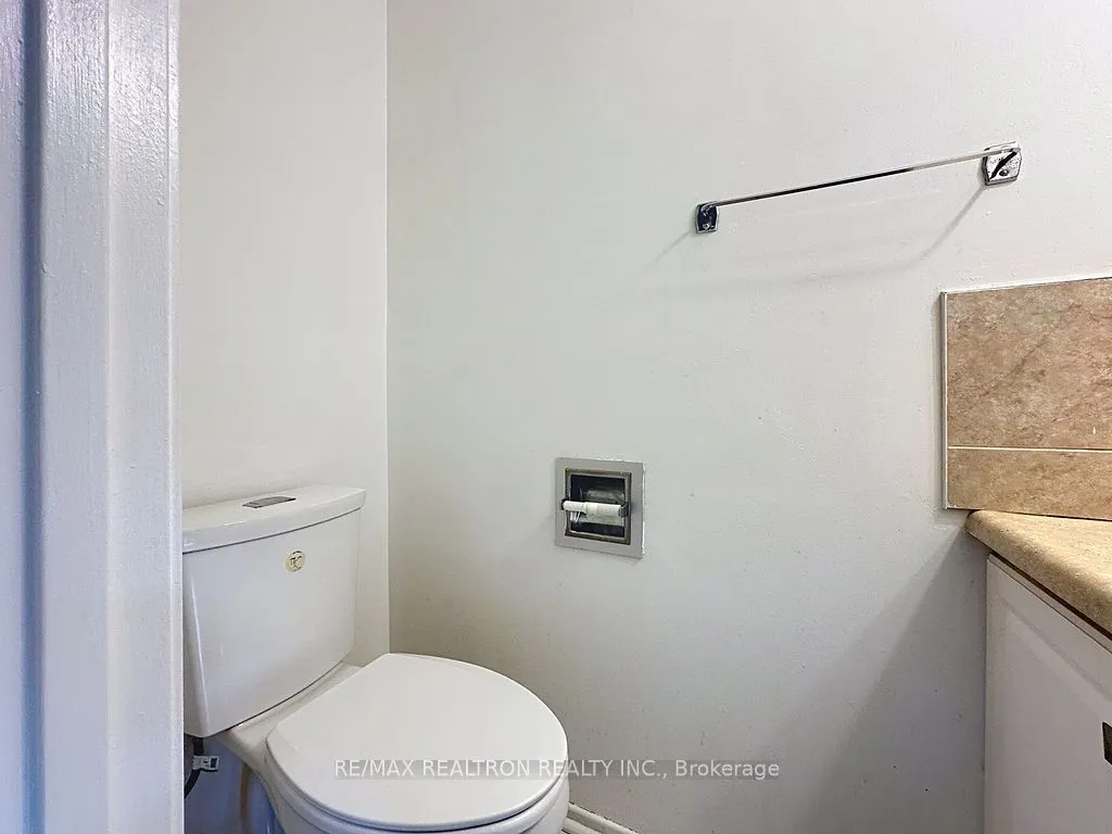 368 Driftwood Avenue, #9