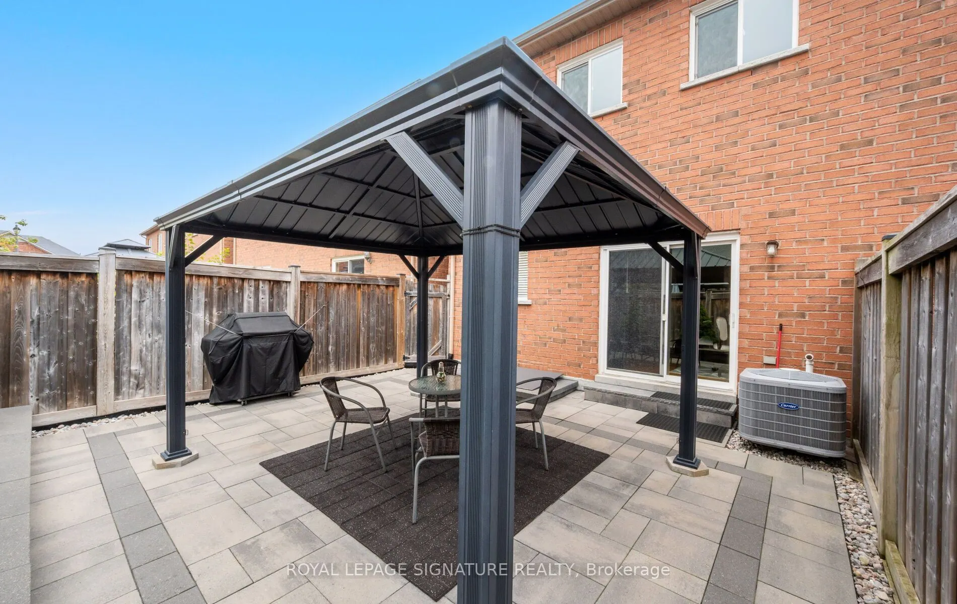 364 Hobbs Crescent