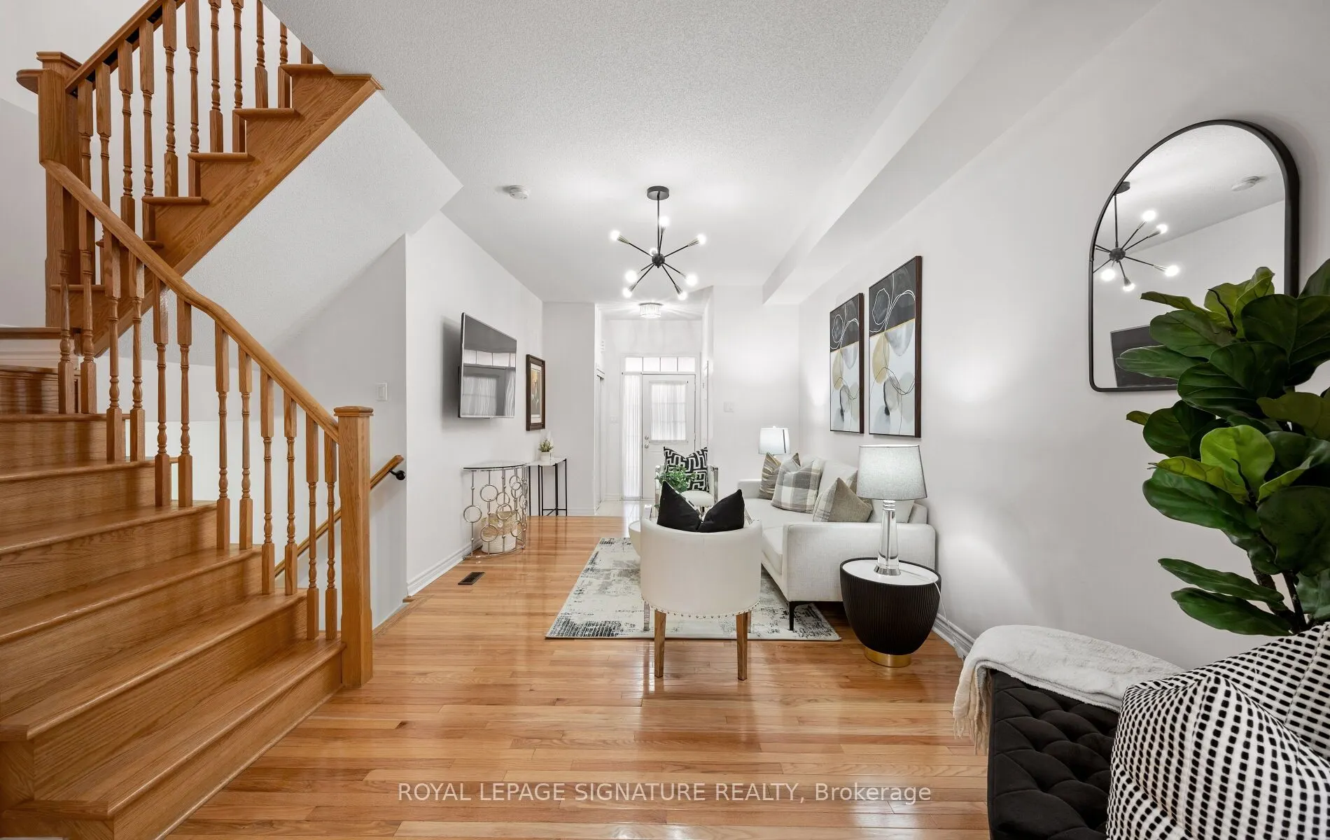 364 Hobbs Crescent