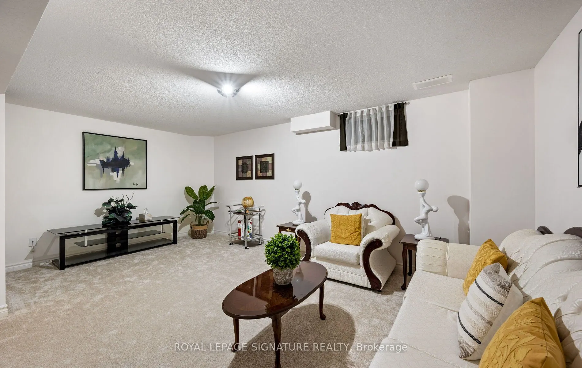 364 Hobbs Crescent