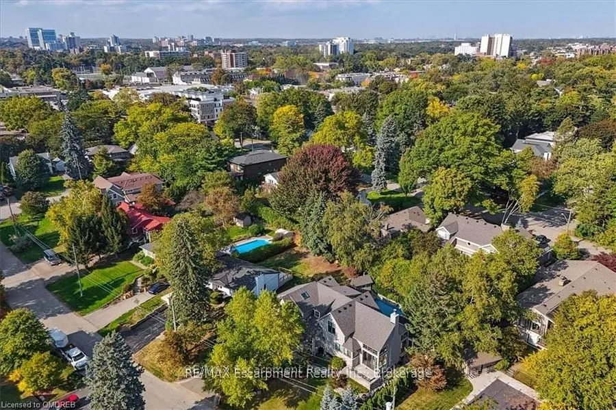 214 Lakewood Drive