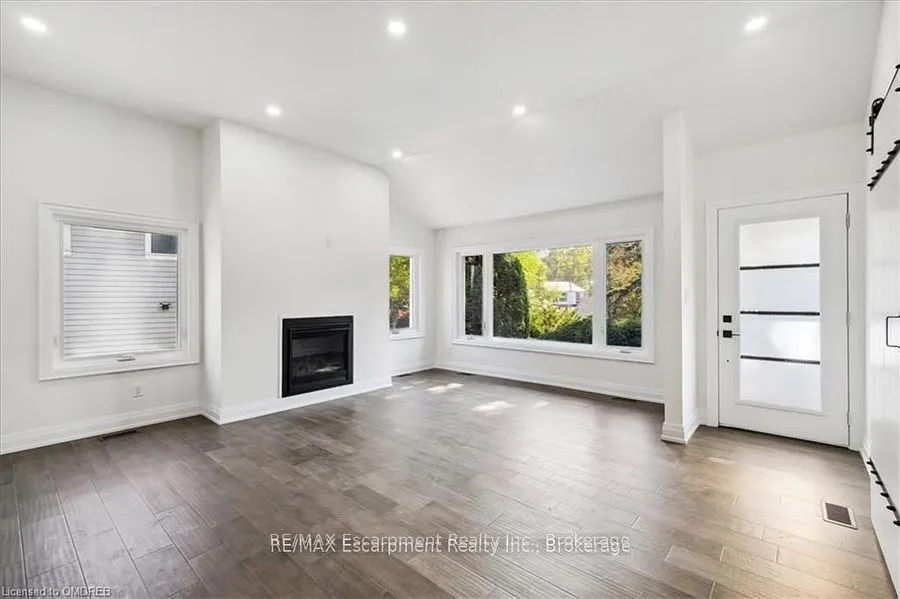 214 Lakewood Drive