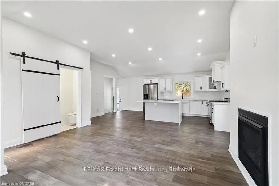 214 Lakewood Drive