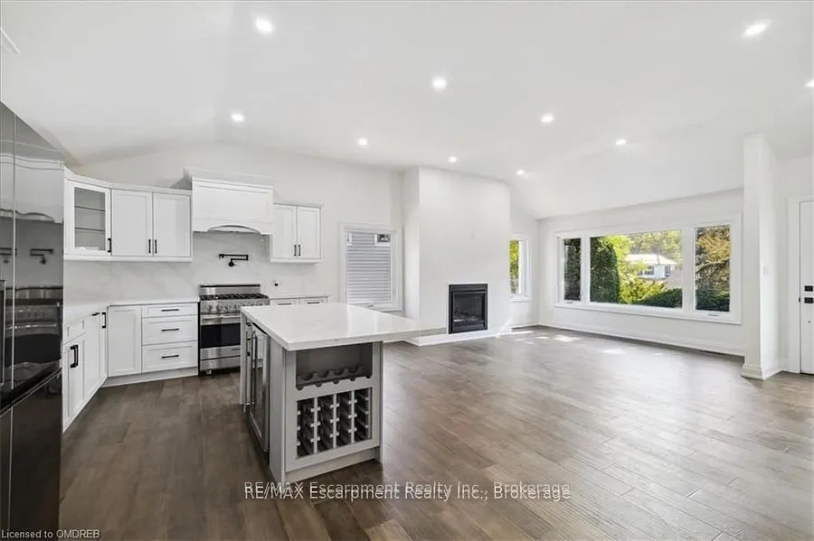214 Lakewood Drive