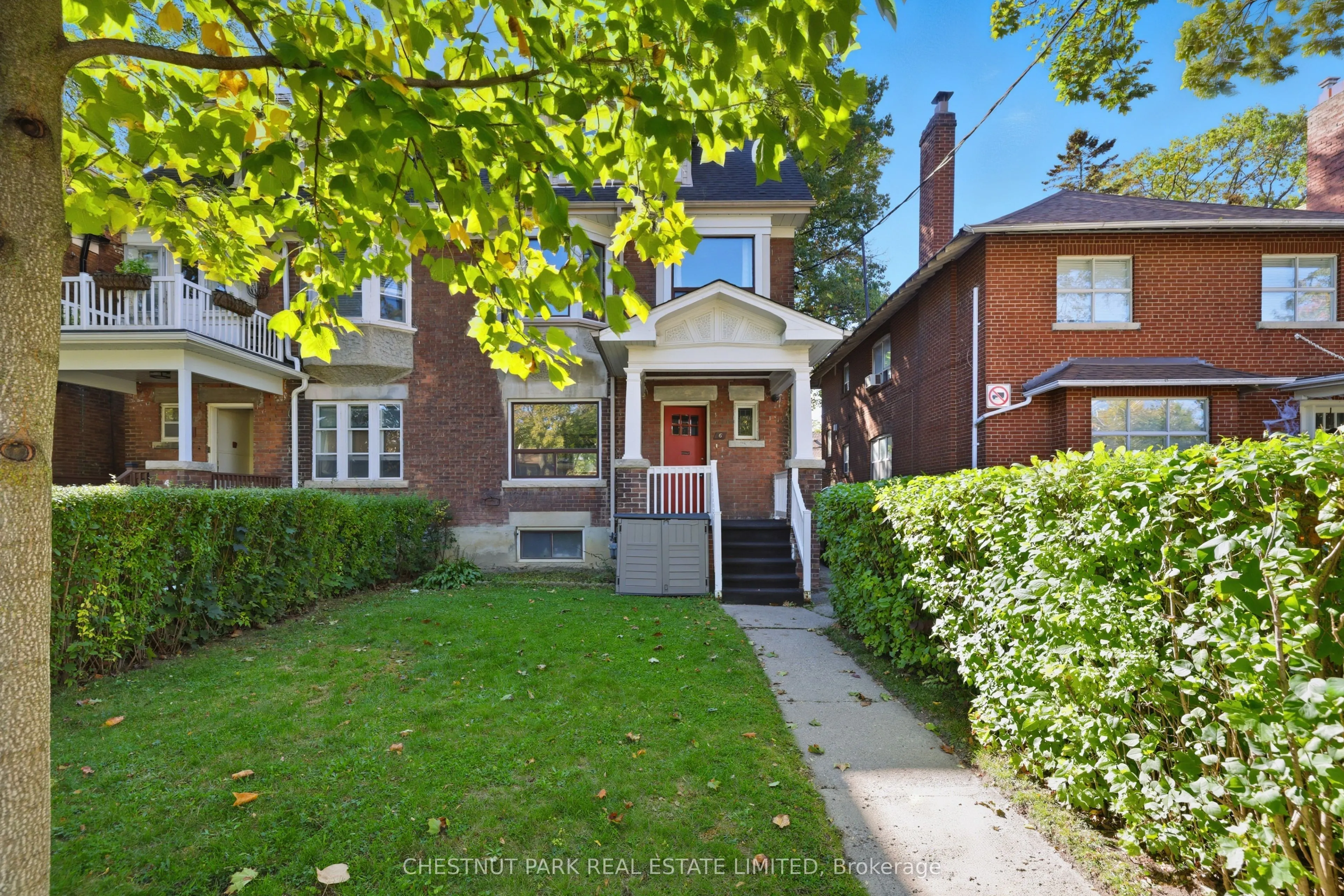 6 Highview Crescent