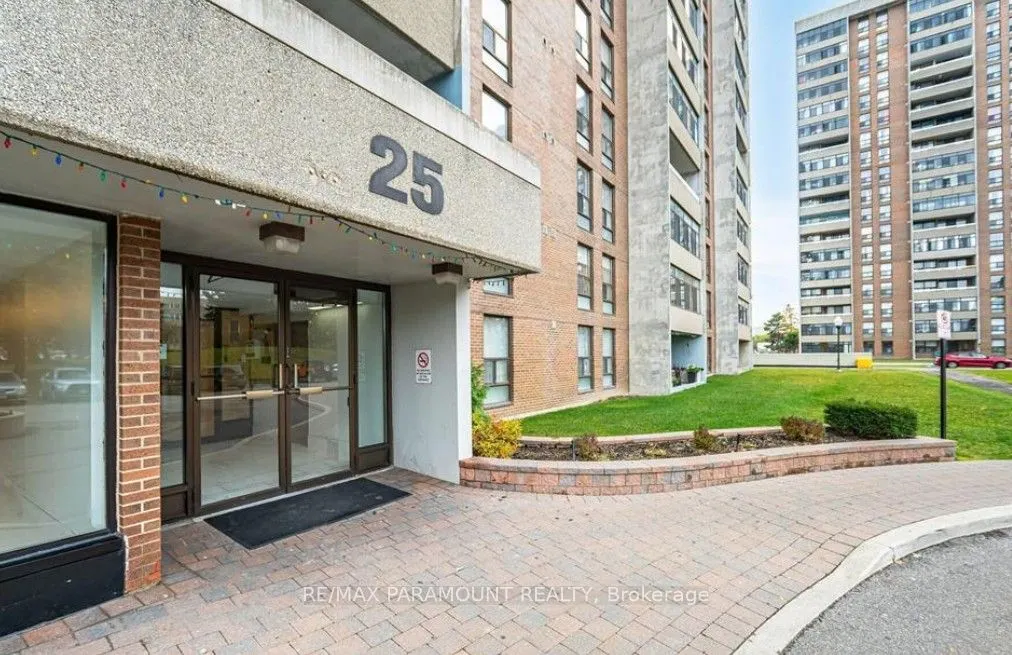 25 Kensington Road, #1902