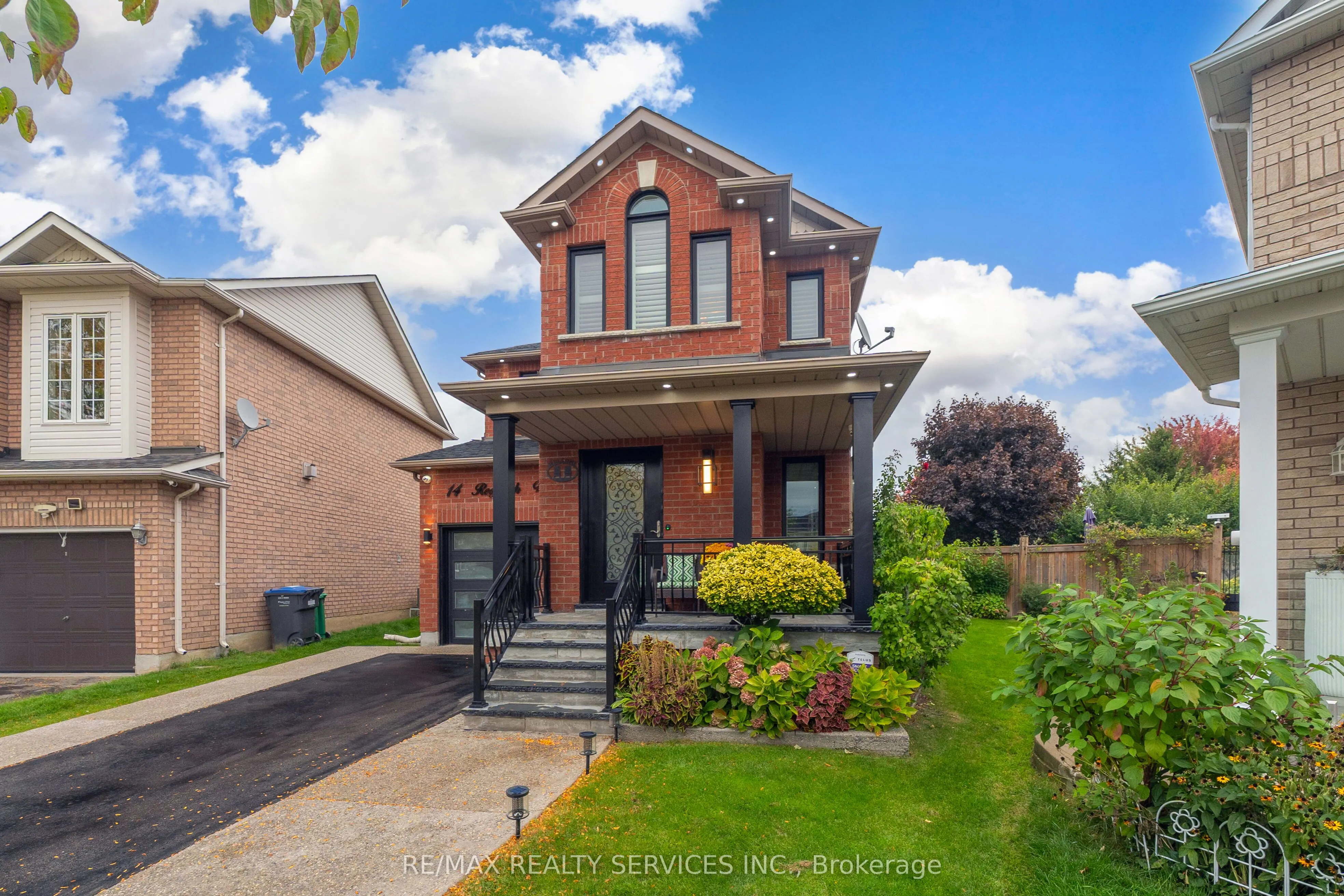 14 Redfinch Way