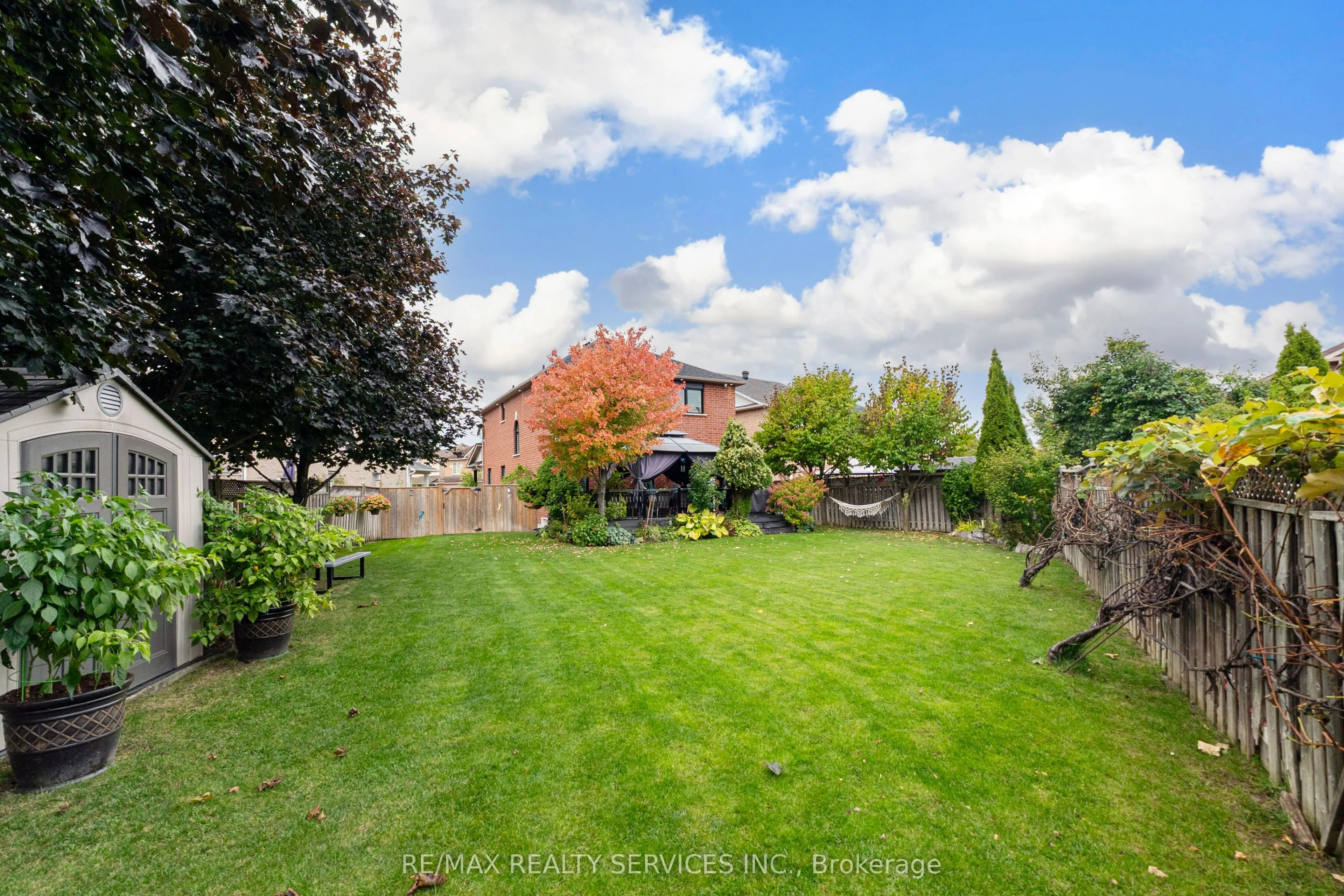 14 Redfinch Way