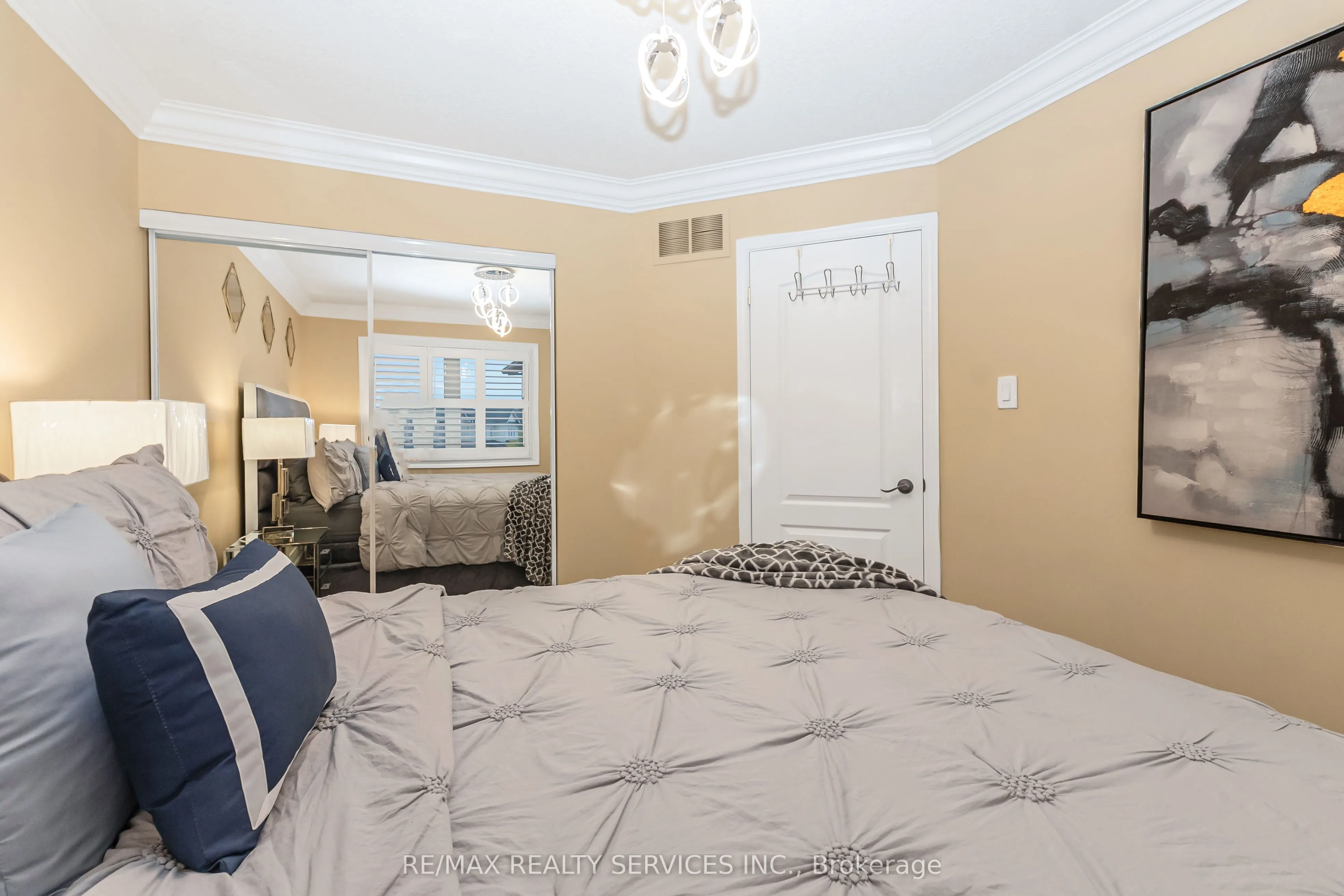 14 Redfinch Way