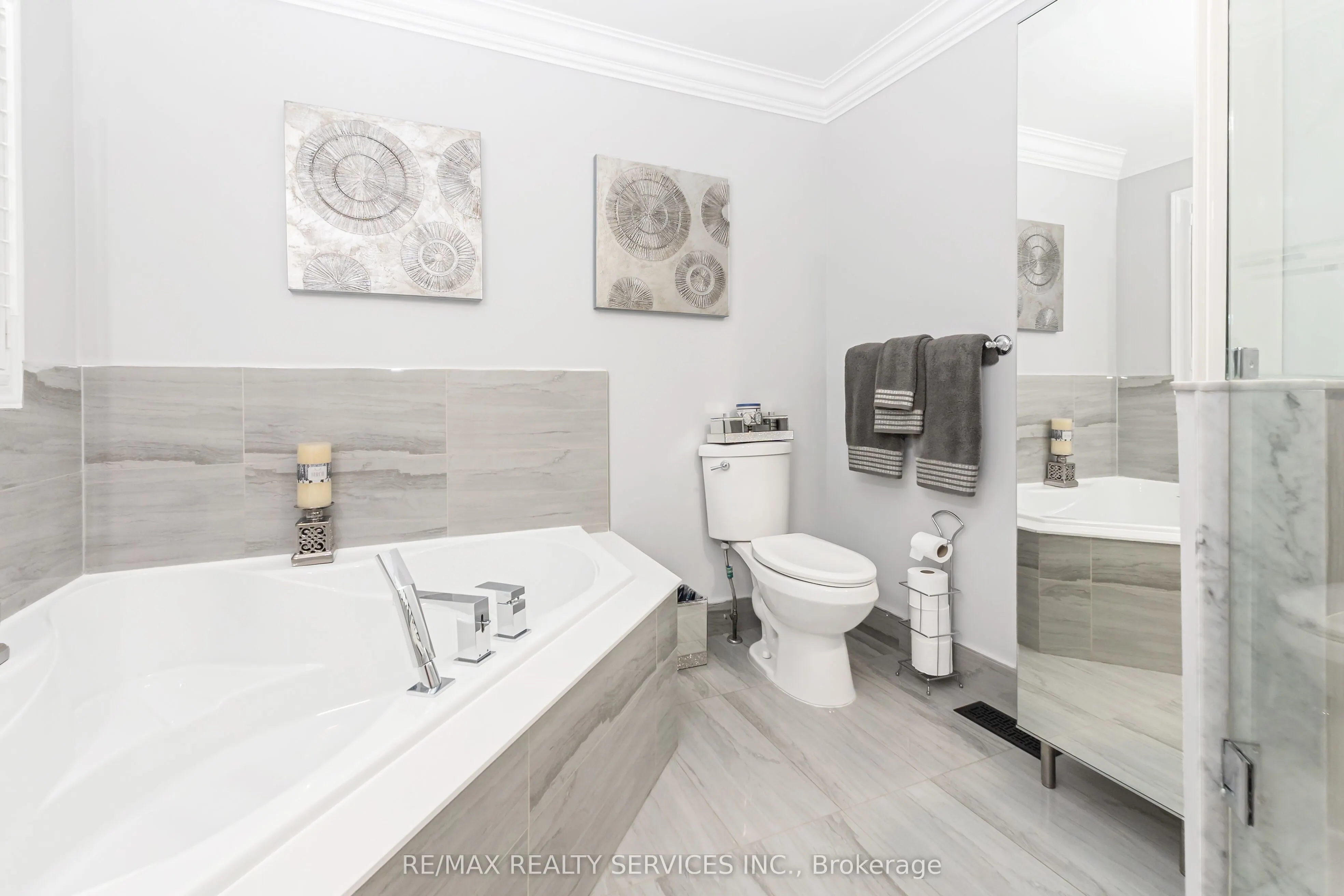 14 Redfinch Way