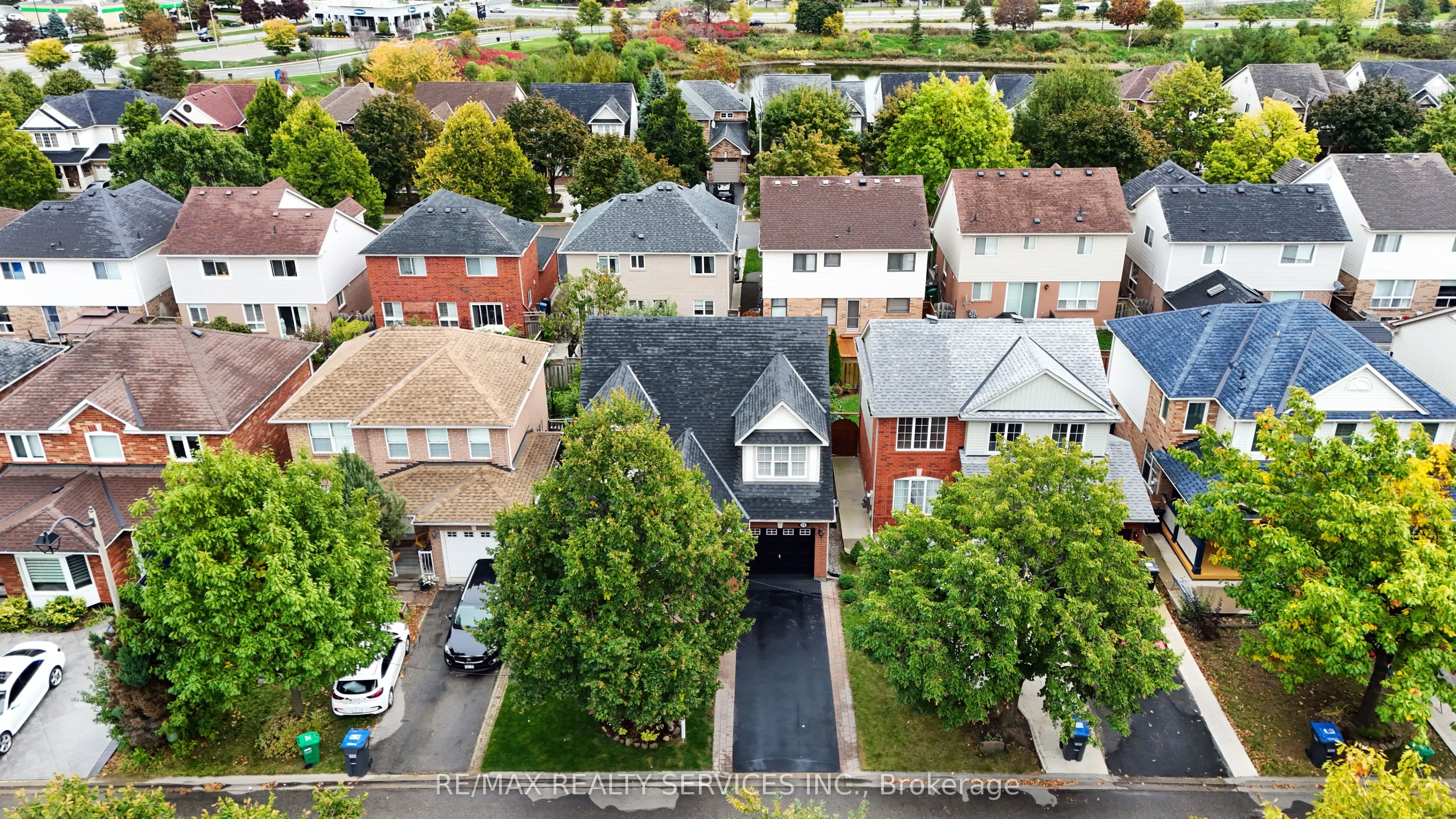 22 Thorpe Crescent