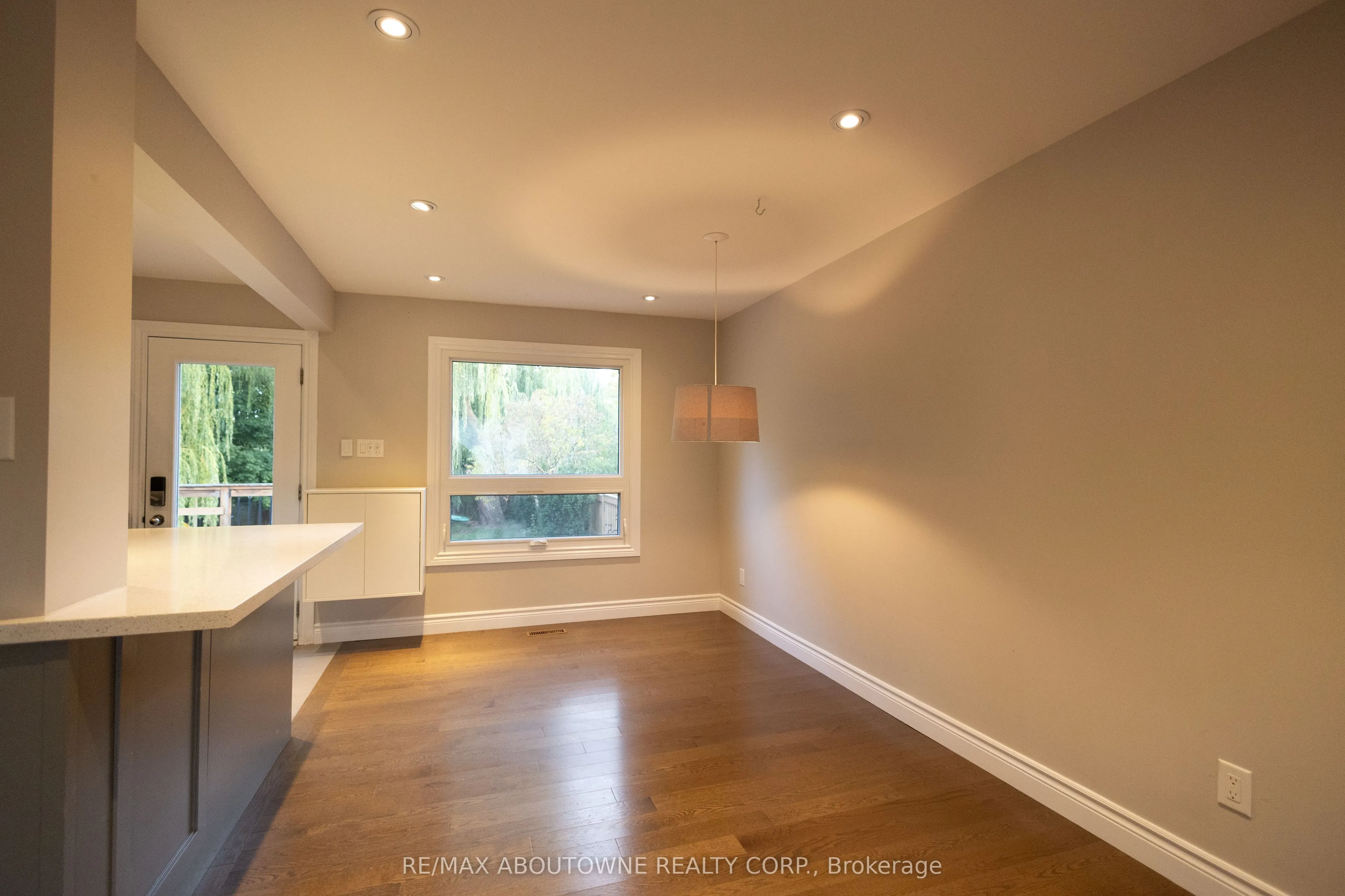2424 Yolanda Drive