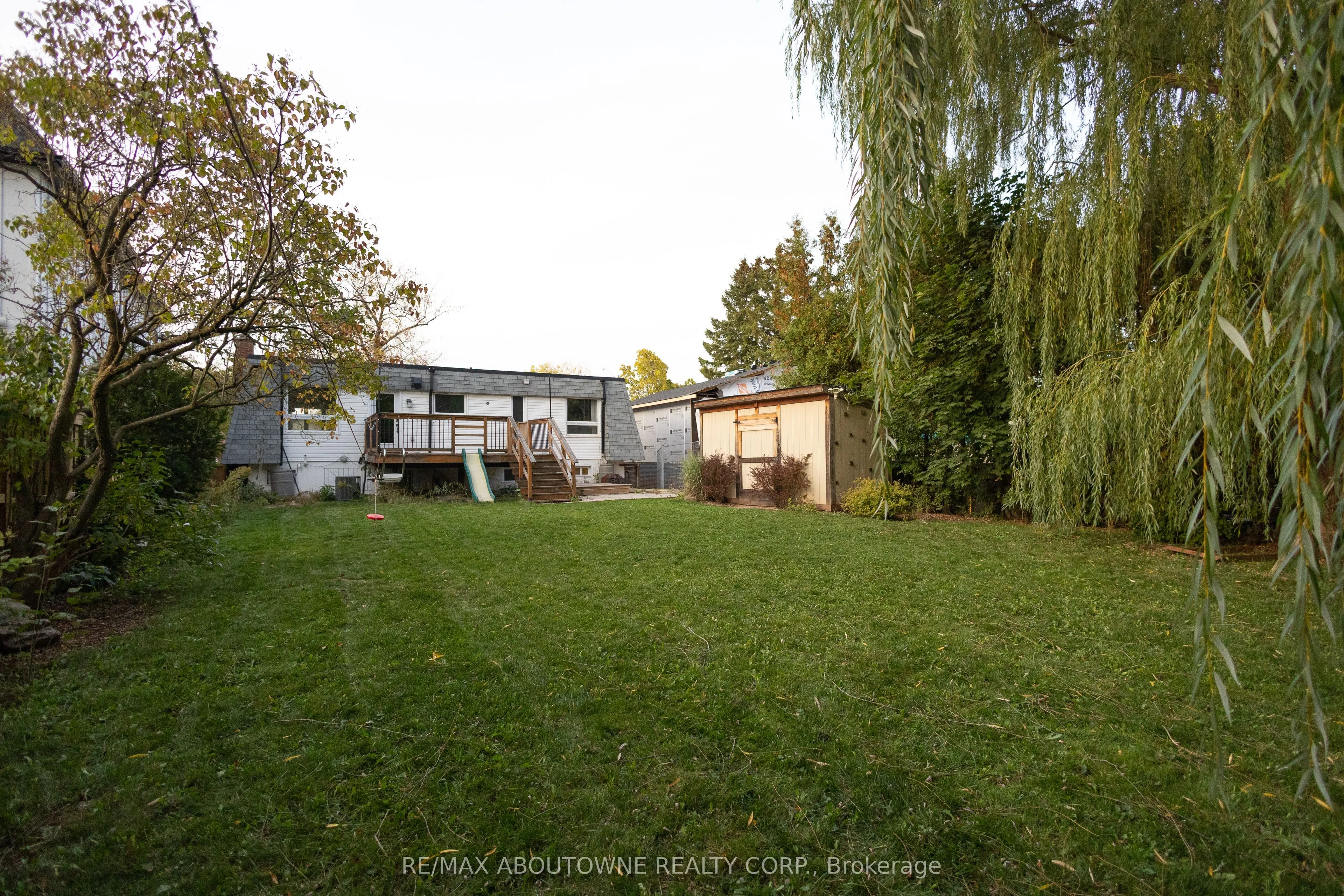2424 Yolanda Drive