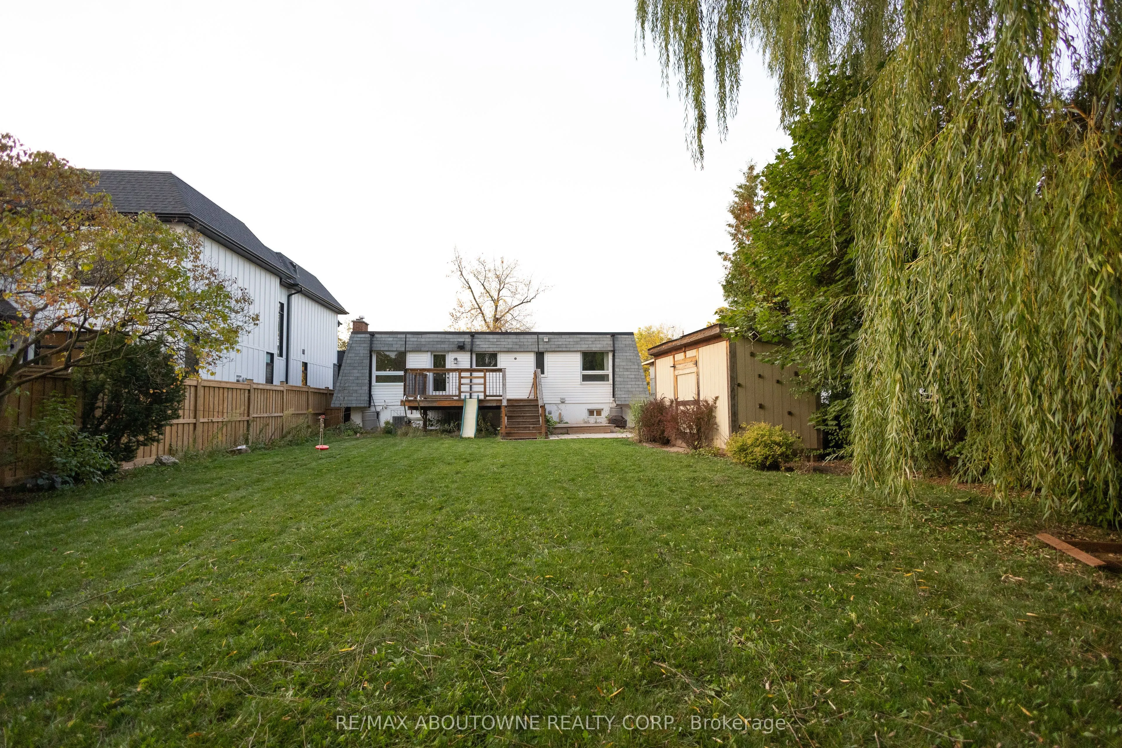 2424 Yolanda Drive