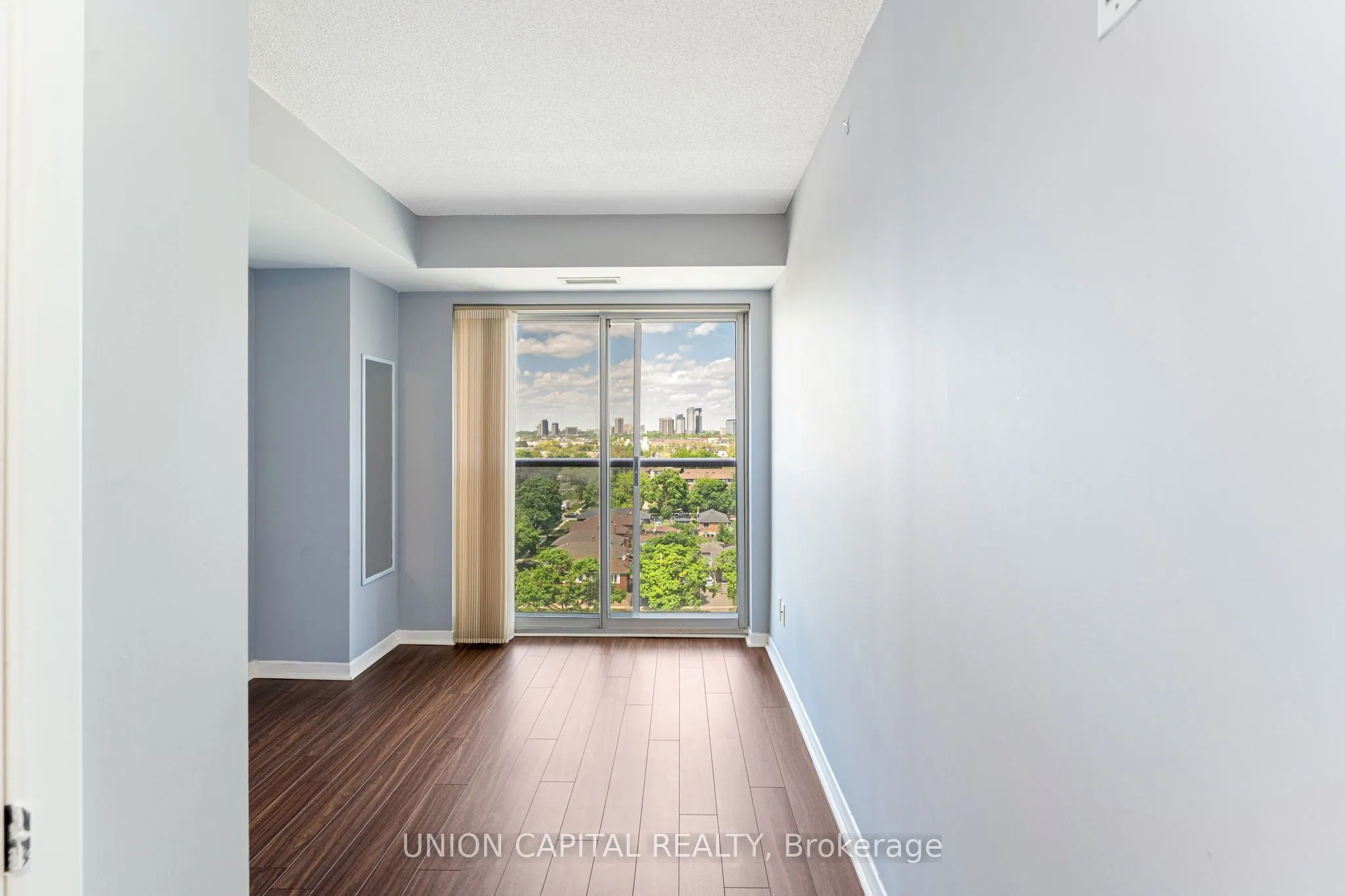1040 The Queensway, #PH903