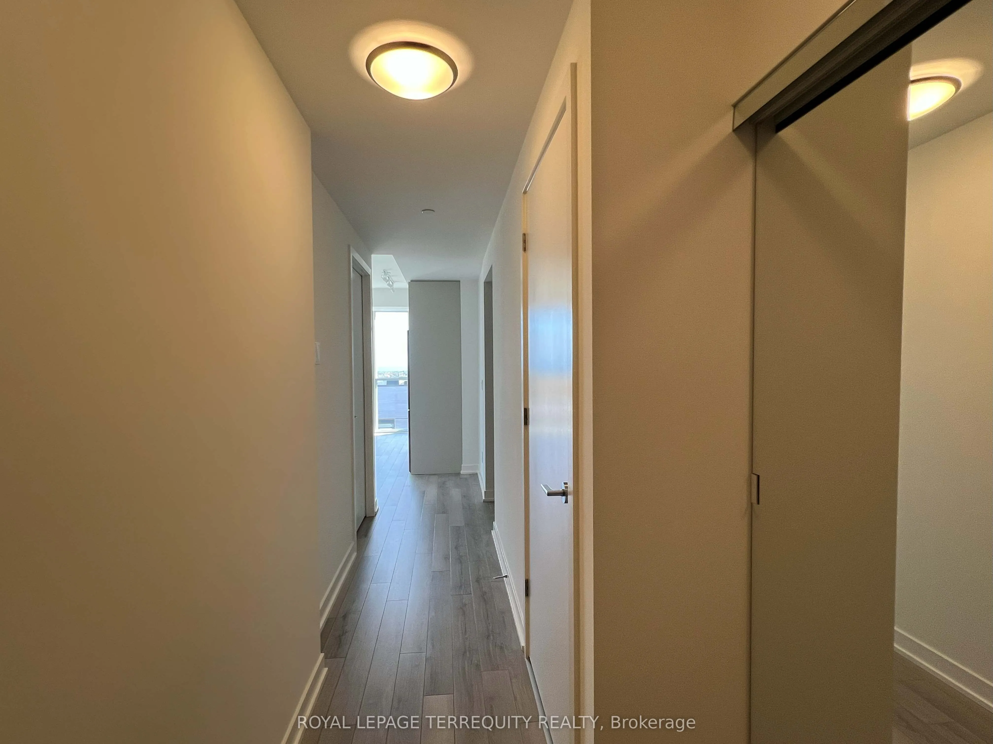 3079 Trafalgar Road, #1809