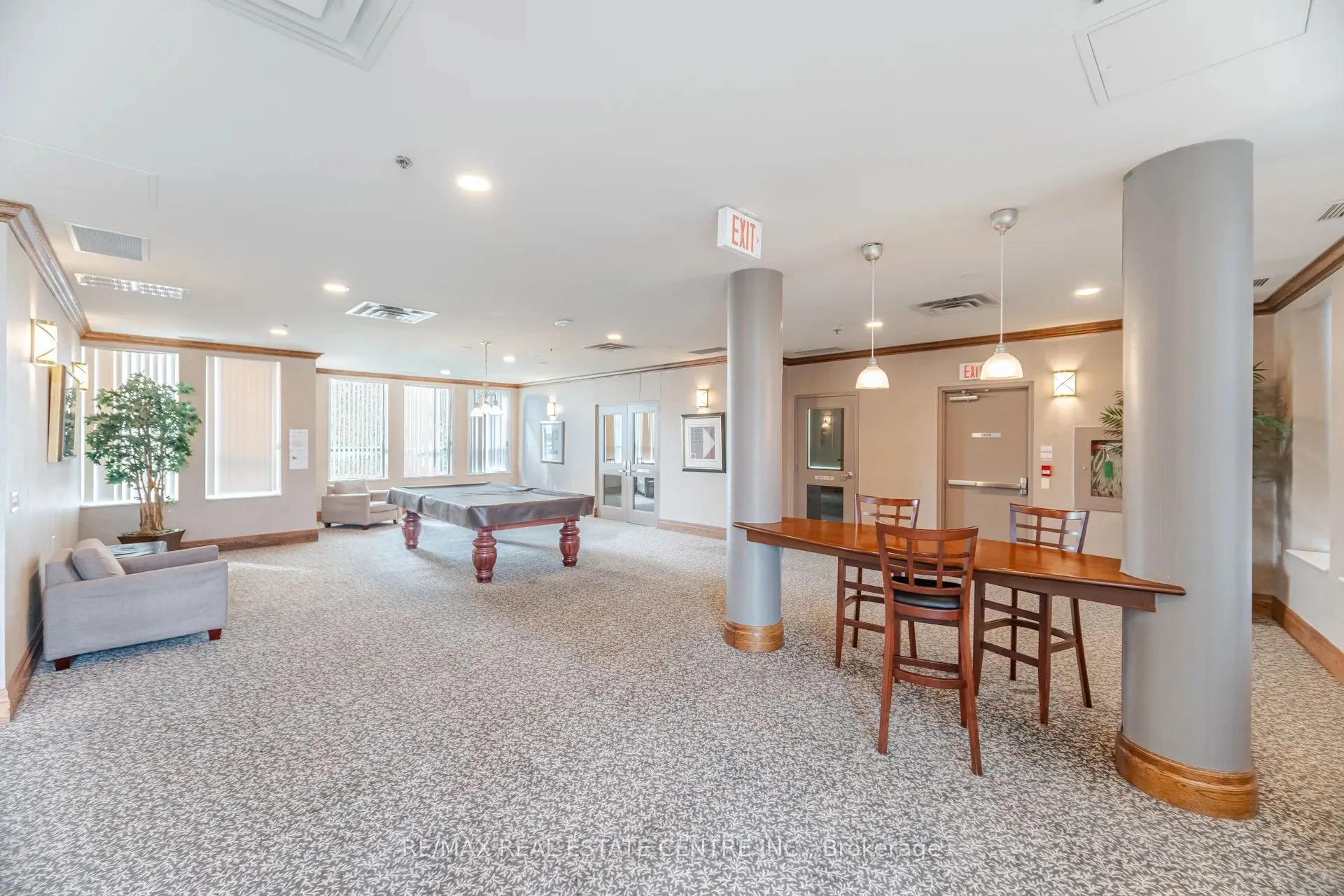 4850 Glen Erin Drive, #109