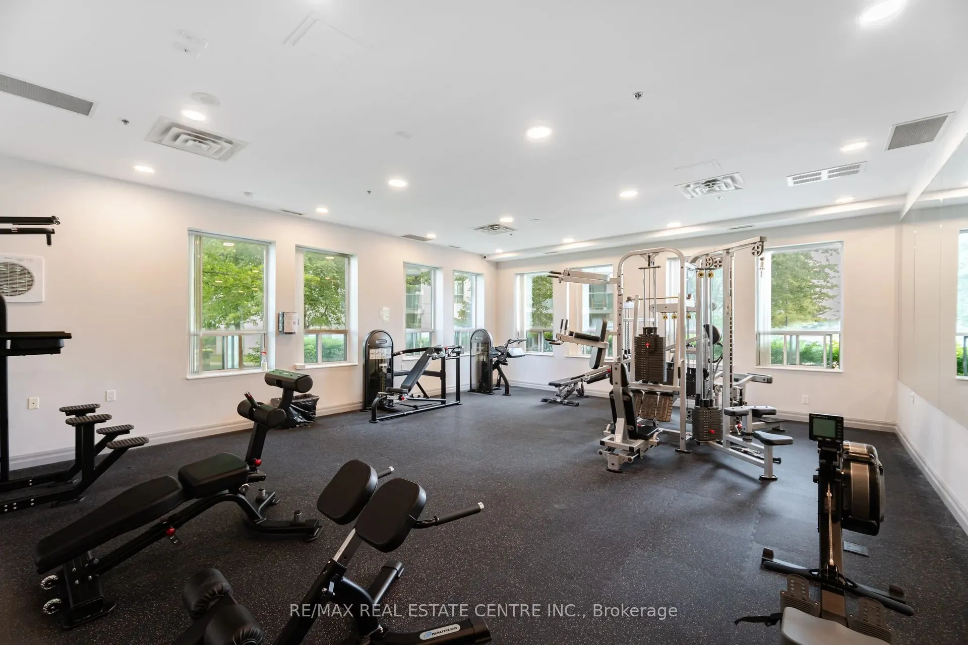 4850 Glen Erin Drive, #109