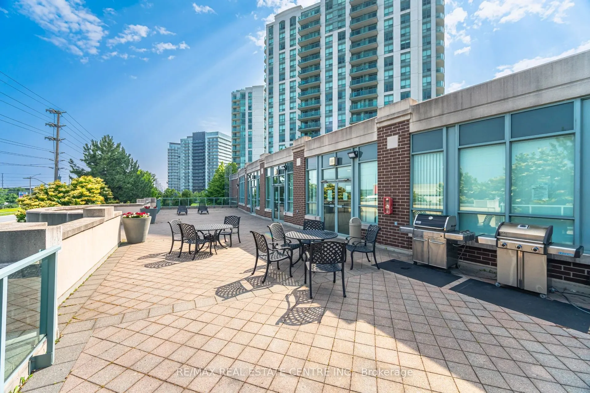 4850 Glen Erin Drive, #109