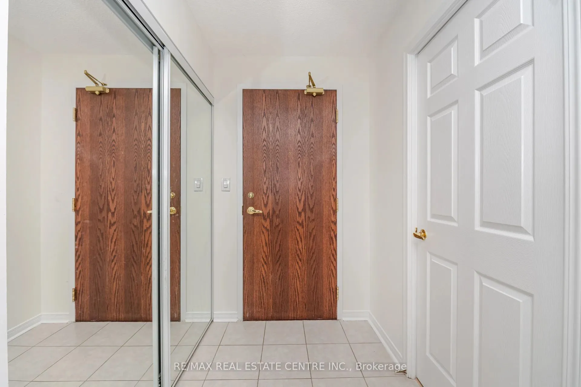 4850 Glen Erin Drive, #109